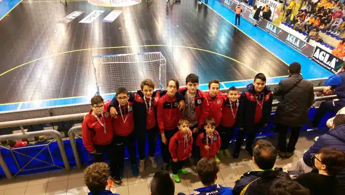 Giovani Futsal Colli in posa