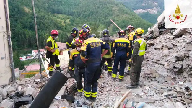 vigili-del-fuoco-arquata-soccorso-interno