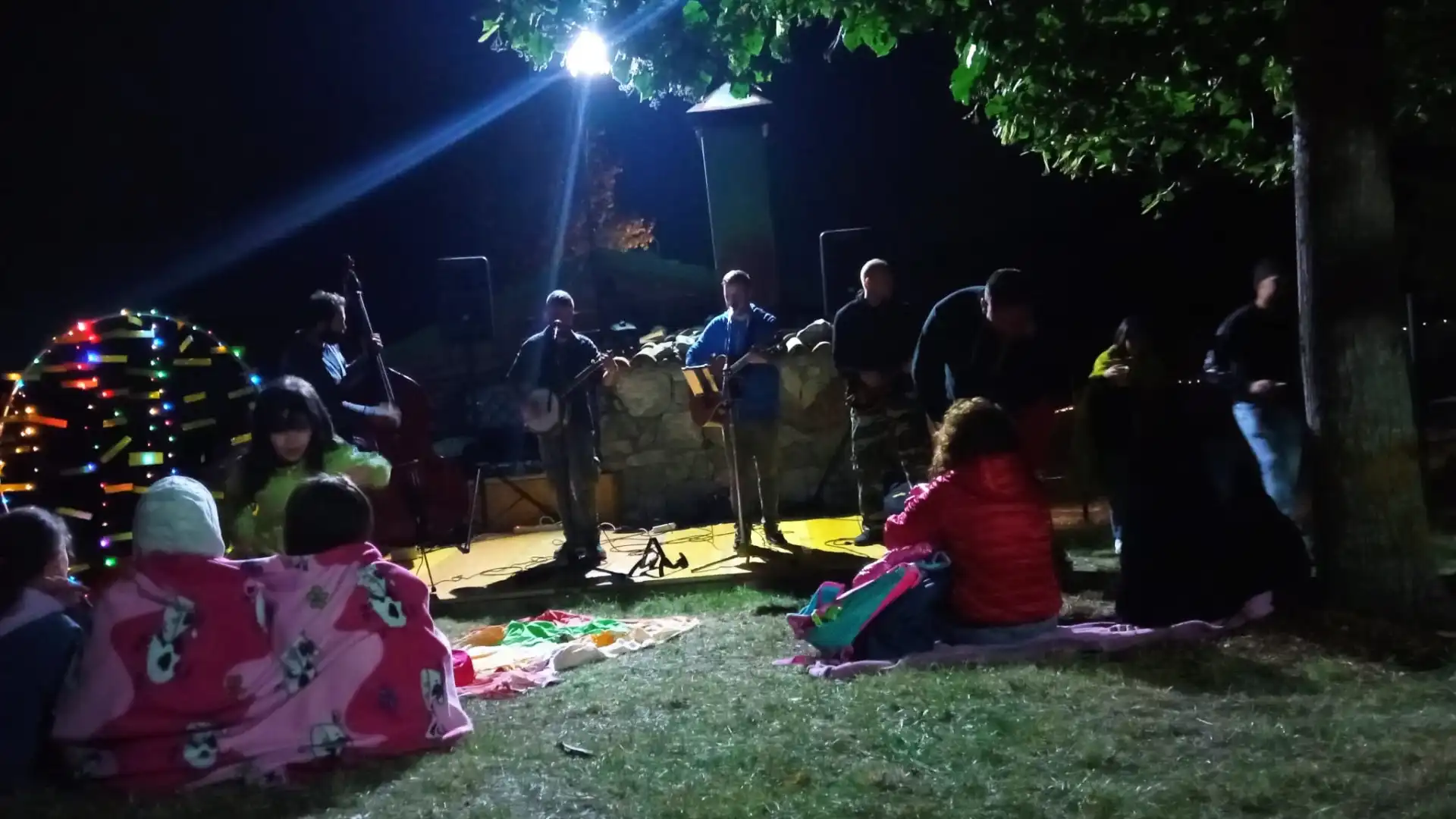 Cerro al Volturno: una notte di San Lorenzo di successo su Monte Santa Croce. Tanti i partecipanti all'evento.