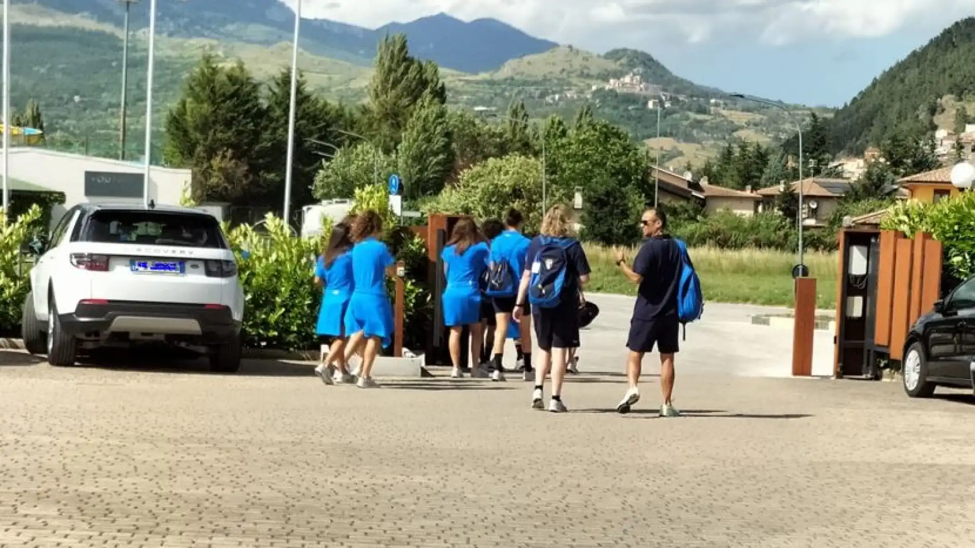 Castel Di Sangro: Giornata di libertà per la nazionale femminile di calcio. Diverse le visite e gli incontri speciali. Gran finale in un locale cittadino per una cena di gruppo.