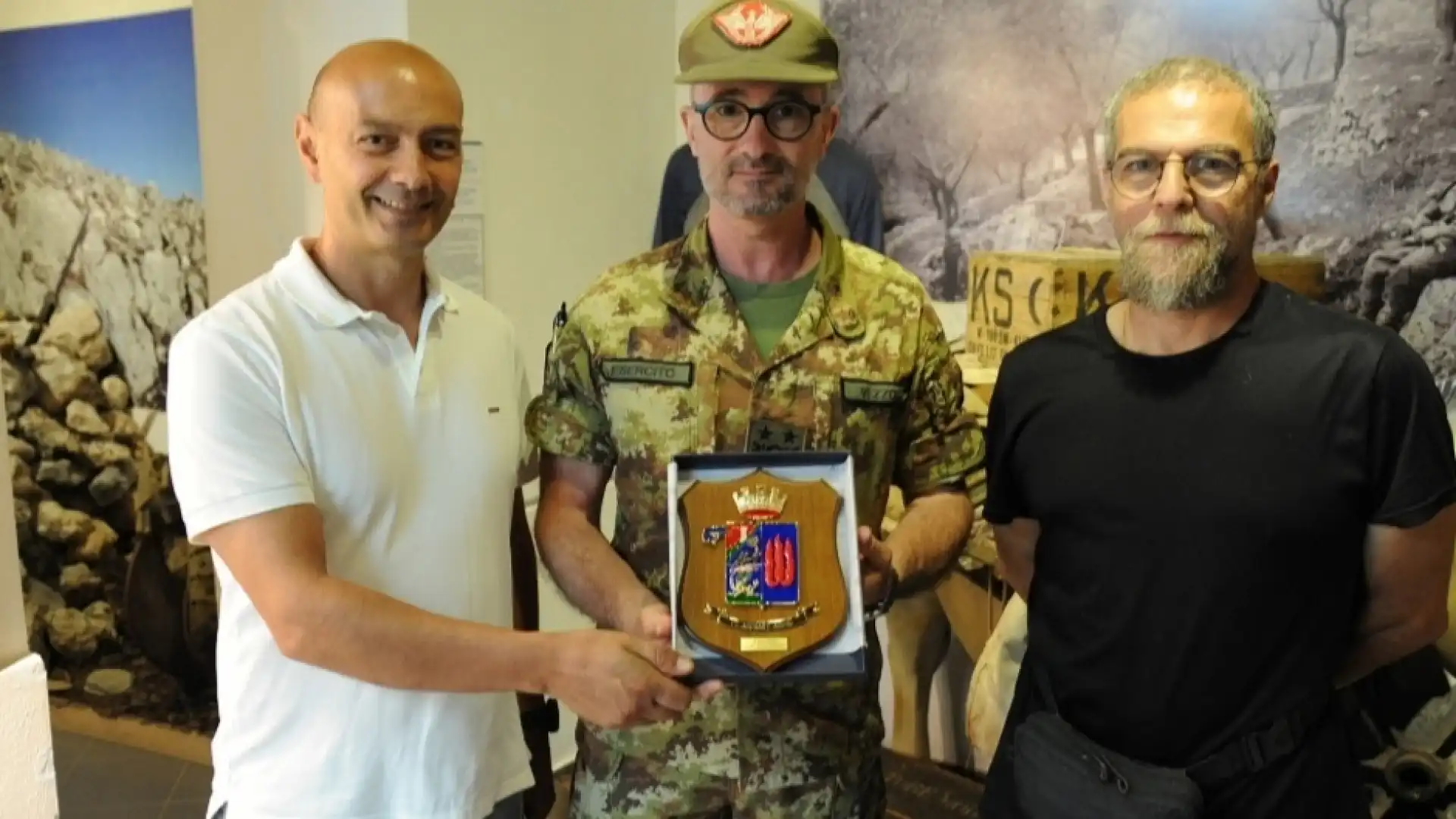 Venafro: il Comandante della scuola sottoufficiali dell'Esercito a Venafro. Visitato il museo Winterline.