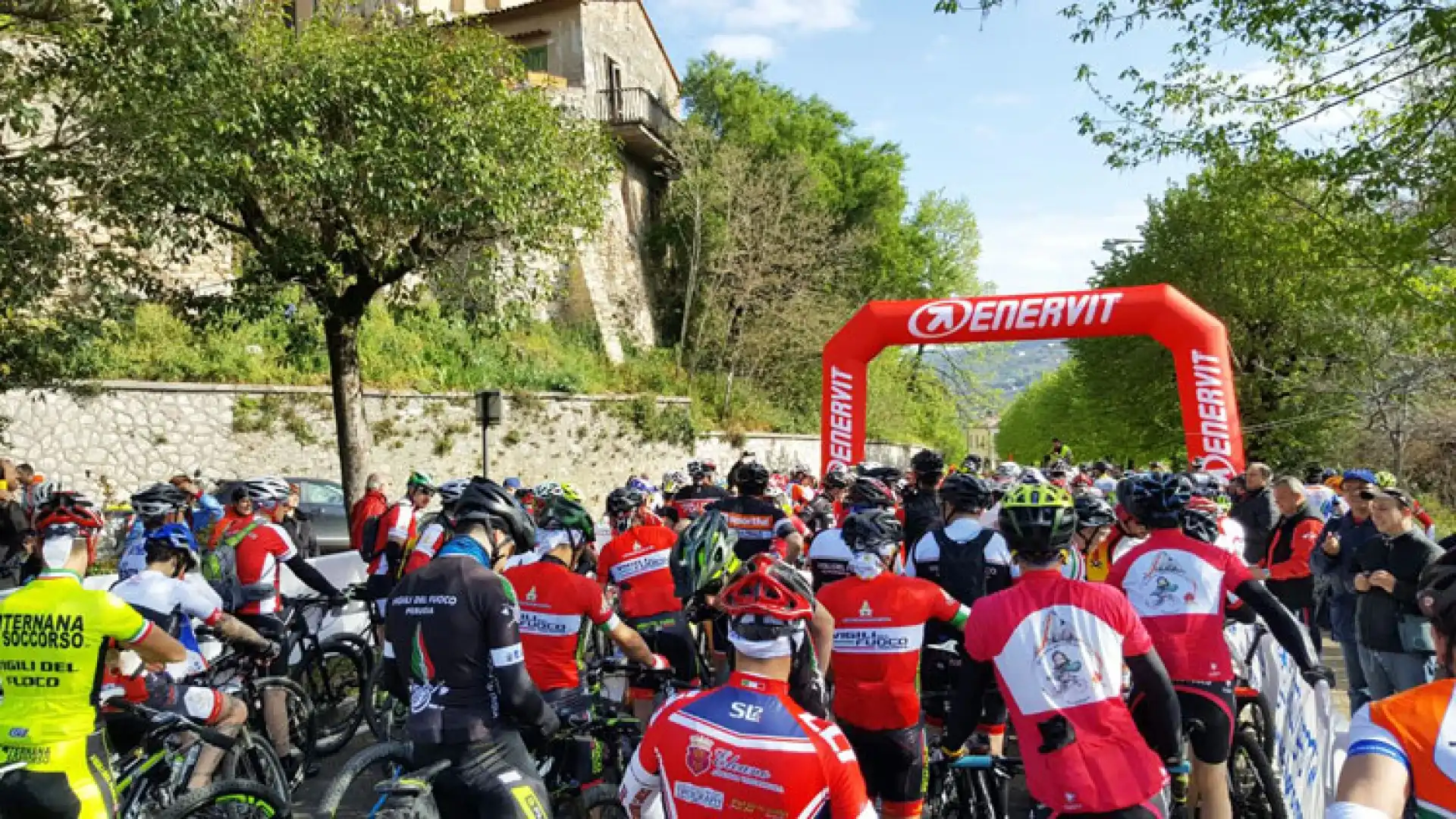 Vigili del Fuoco: Christian Giura si piazza al secondo posto nel campionato di Mountain Bike a San Gemini.