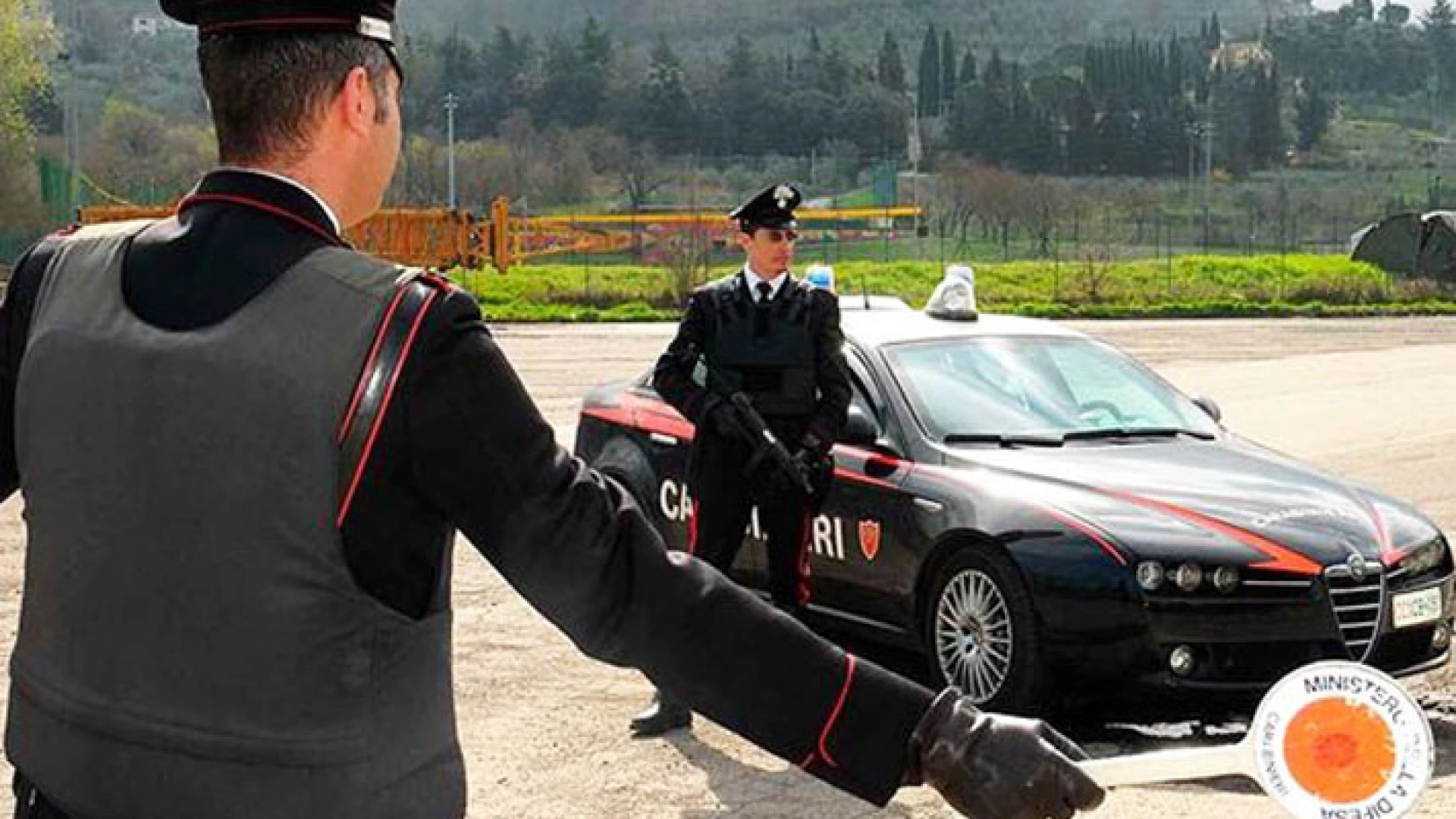 Isernia: i Carabinieri sottopongono agli arresti domiciliari un 35enne del posto responsabile di spaccio di stupefacenti e furto.
