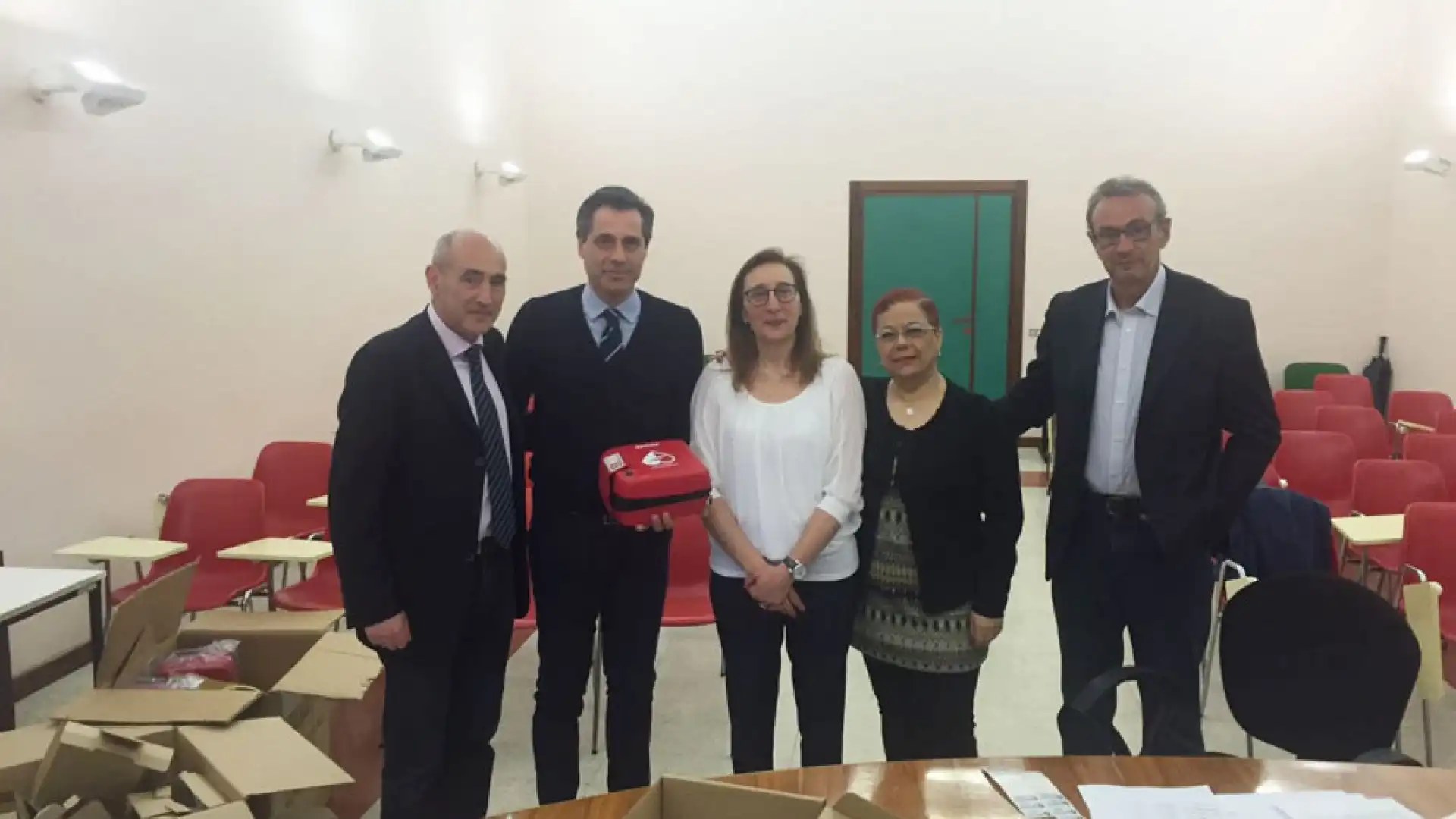 Molise Cardioprotetto in arrivo 16 defibrillatori da consegnare a comuni e società sportive.