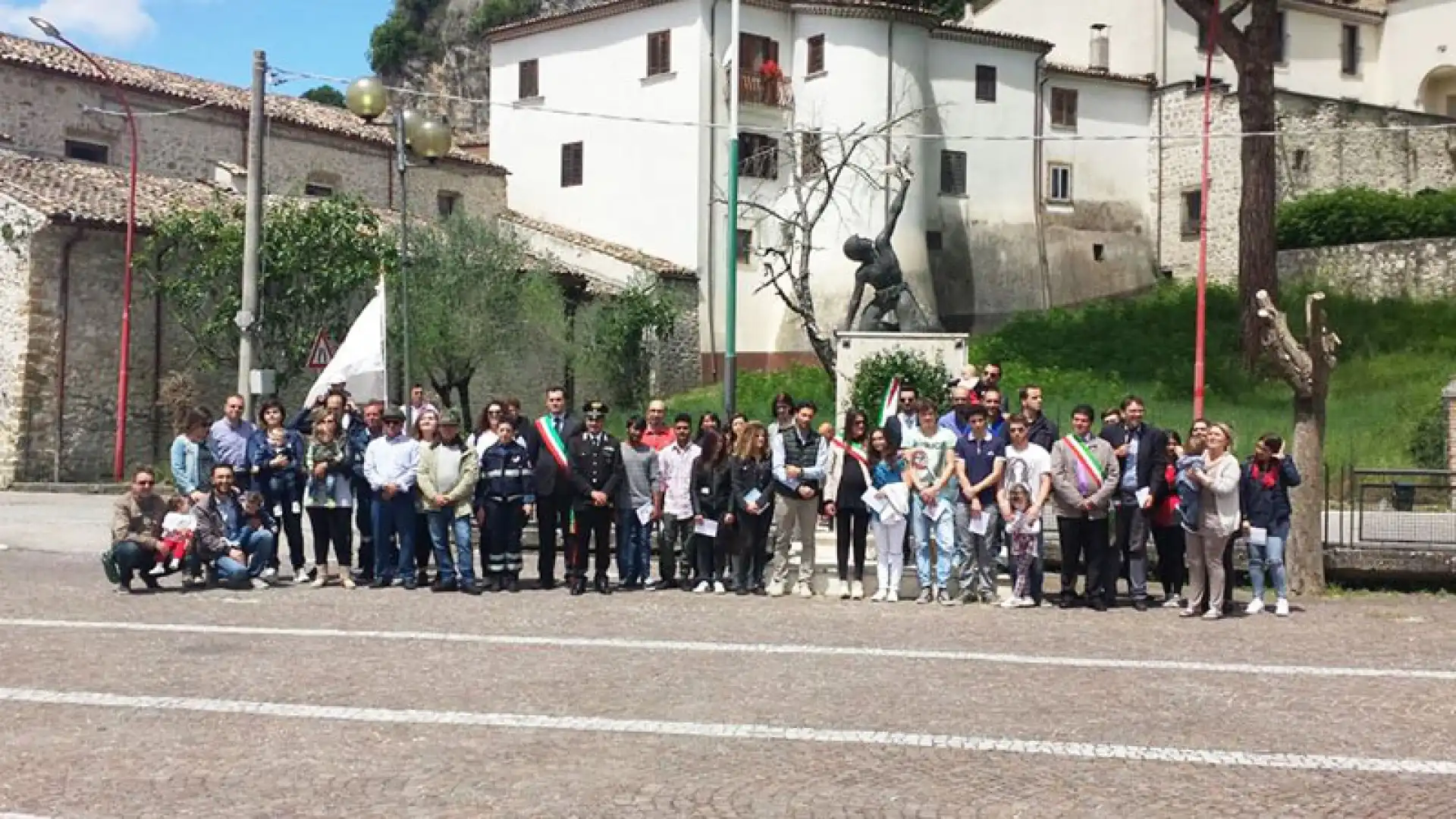 Cerro al Volturno: il 2 giugno unifica la Valle del Volturno. Grande partecipazione alla festa della Repubblica. Da tre anni tutti insieme per l’Italia.