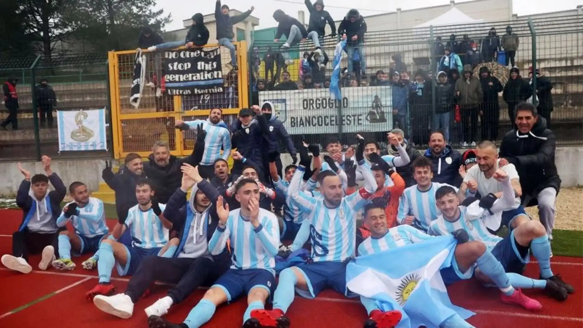 Isernia: la locale squadra di calcio reduce della vittoria di Coppa Italia verrà ricevuta dal sindaco Castrataro.