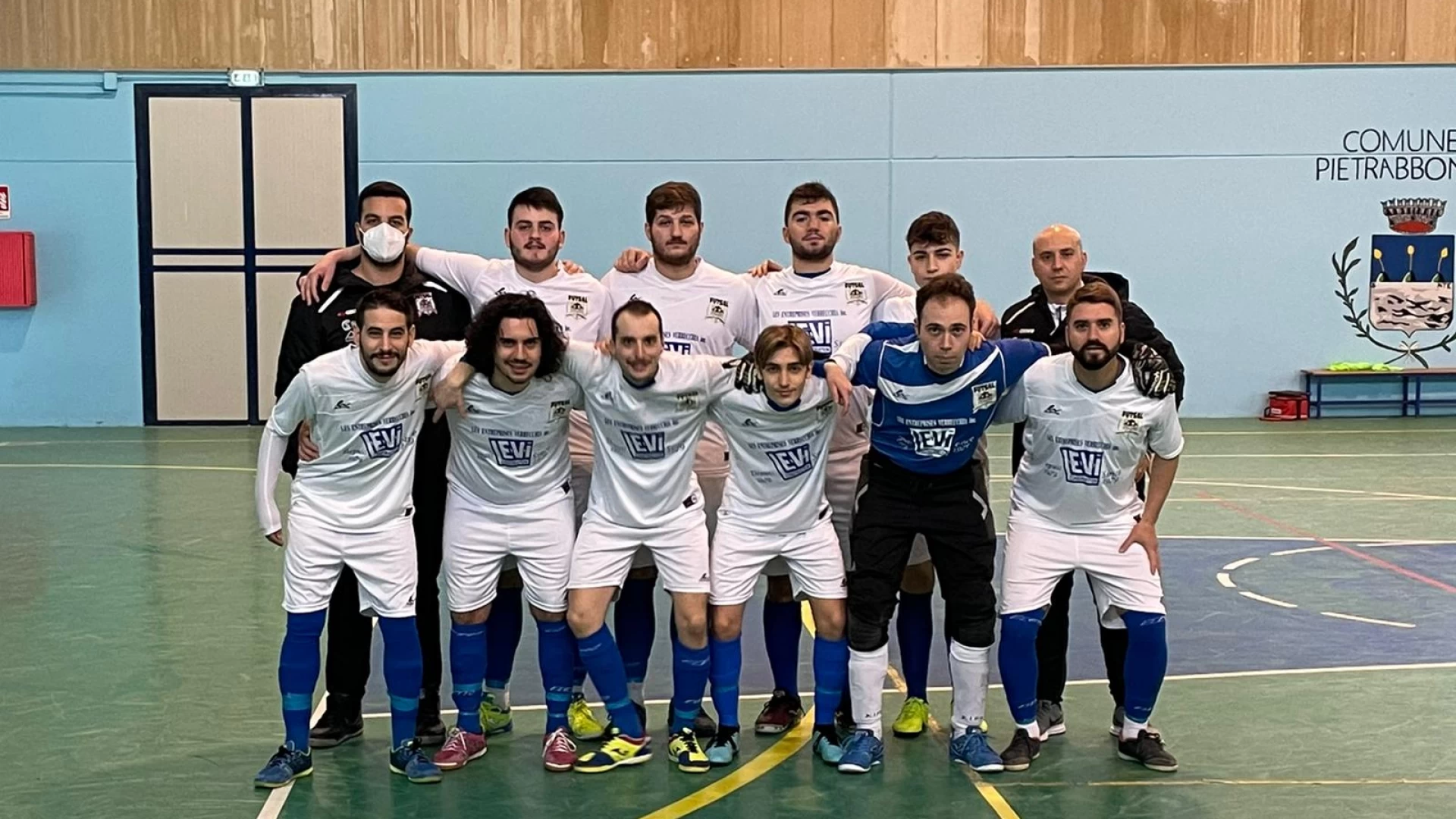 Calcio a 5 serie C1: la corazzata Futsal Colli a Volturno continua la marcia trionfale in campionato. Contro il Caraceno altra sfavillante vittoria.