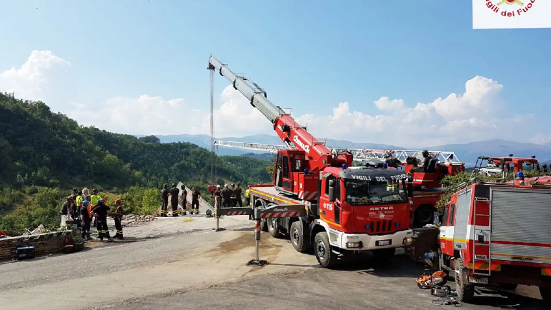 Isernia: i Vigili del Fuoco recuperano il corpo di Sayed. Il rifugiato afgano rimasto sepolto sotto le macerie della sua casa ad Amatrice.