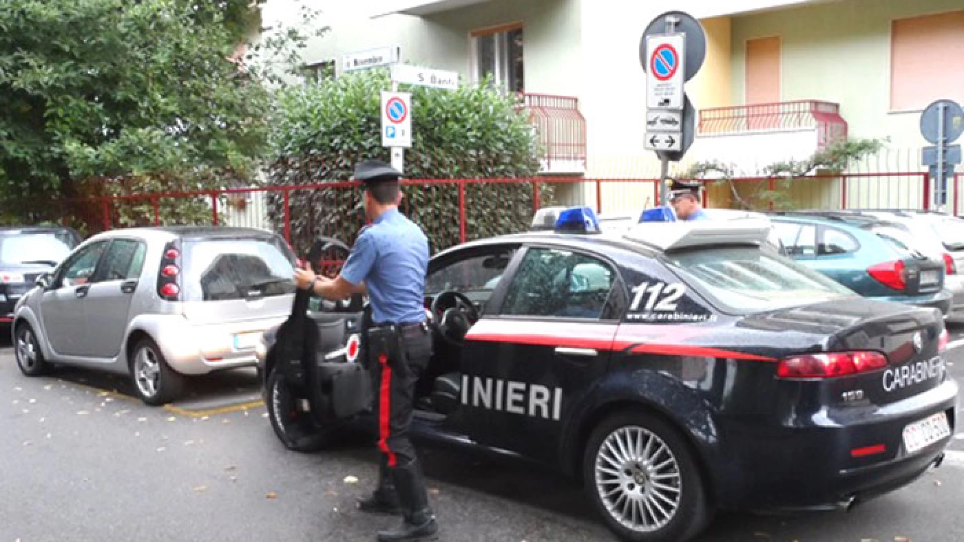 Operazione dei Carabinieri, una persona arrestata e quattro denunciate all’Autorità Giudiziaria. A Cantalupo pizzicato 35enne per furto e spaccio di droga.