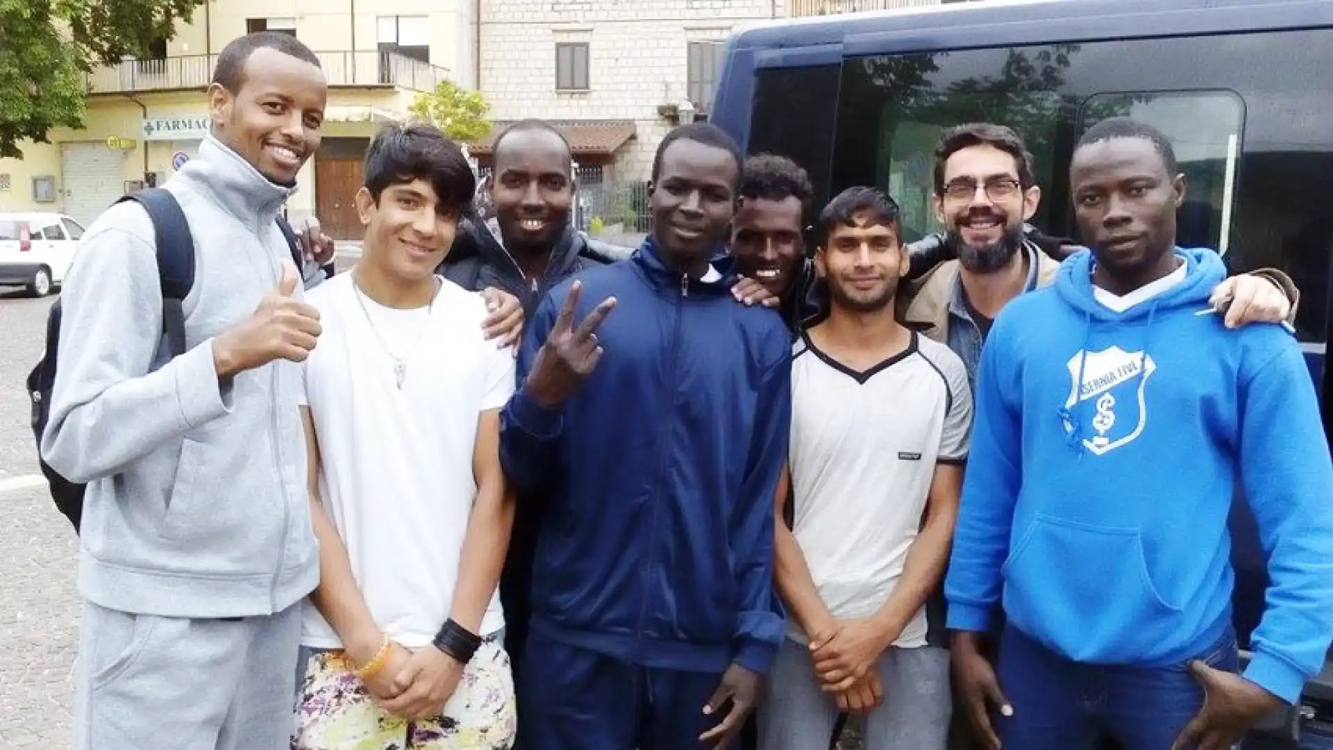 CORRISERNIA 2016, vittoria dei richiedenti asilo alla manifestazione di atletica leggera.