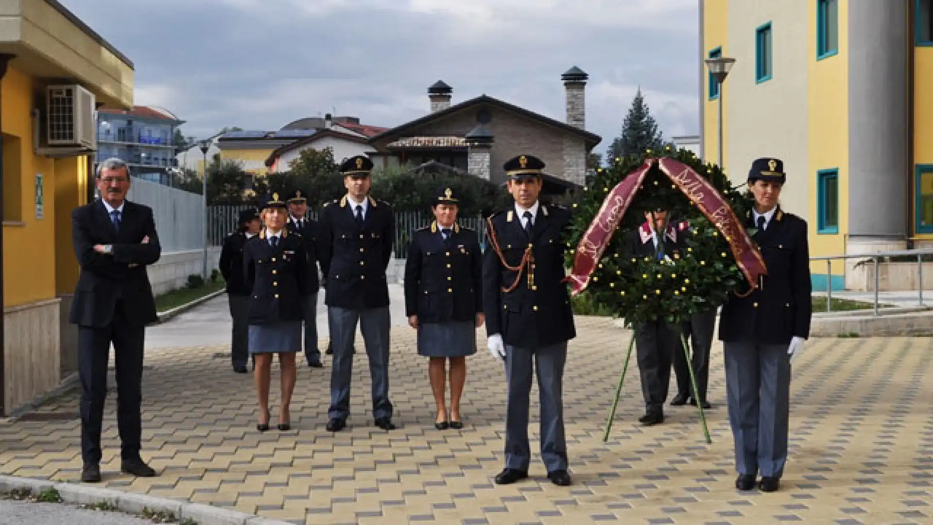 Isernia: la Polizia Di Stato ha commemorato i defunti.