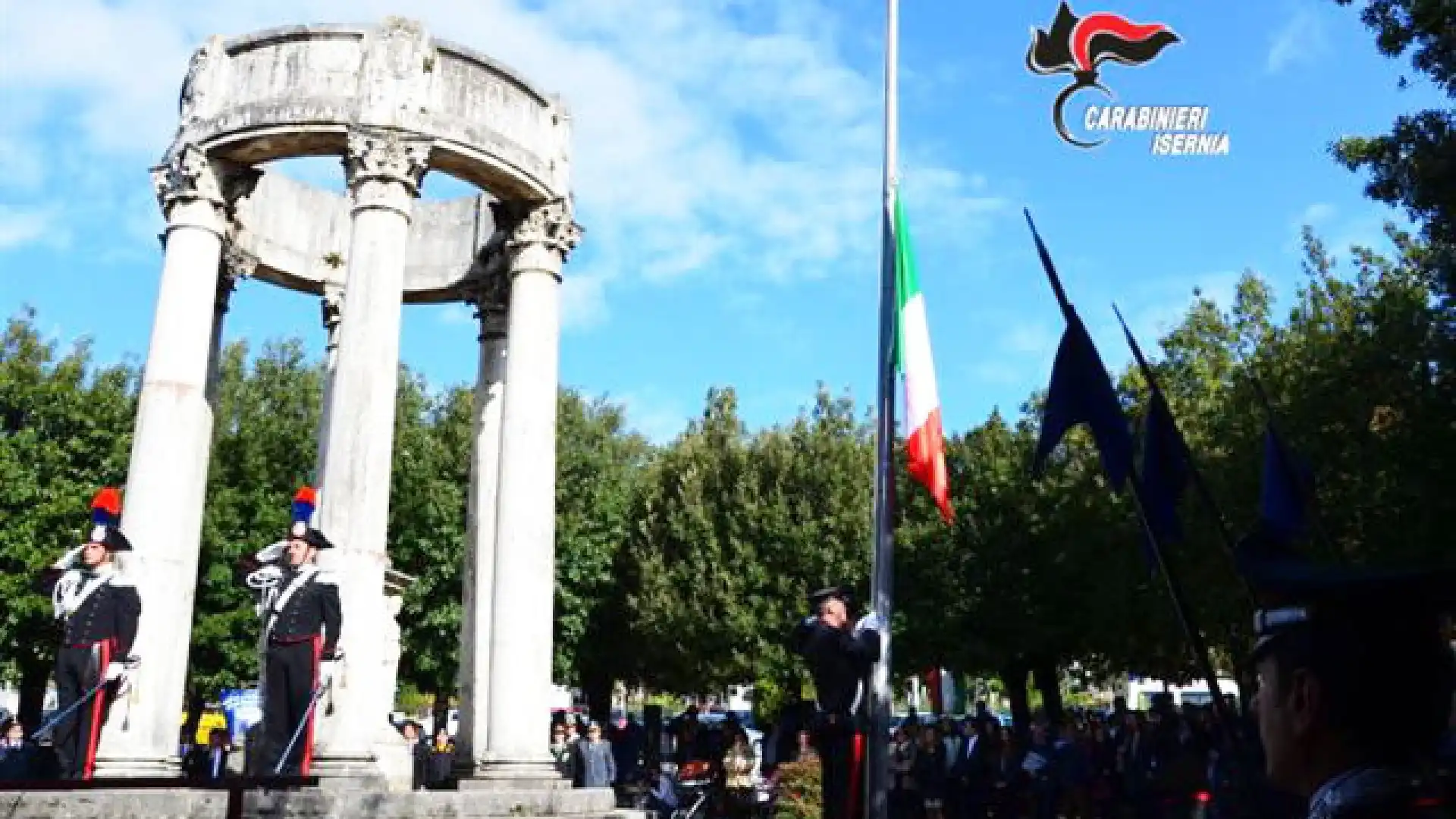 Isernia: Rappresentanze dell’Arma in Grande Uniforme Speciale in occasione della Festa dell’Unità Nazionale e giornata delle Forze Armate.