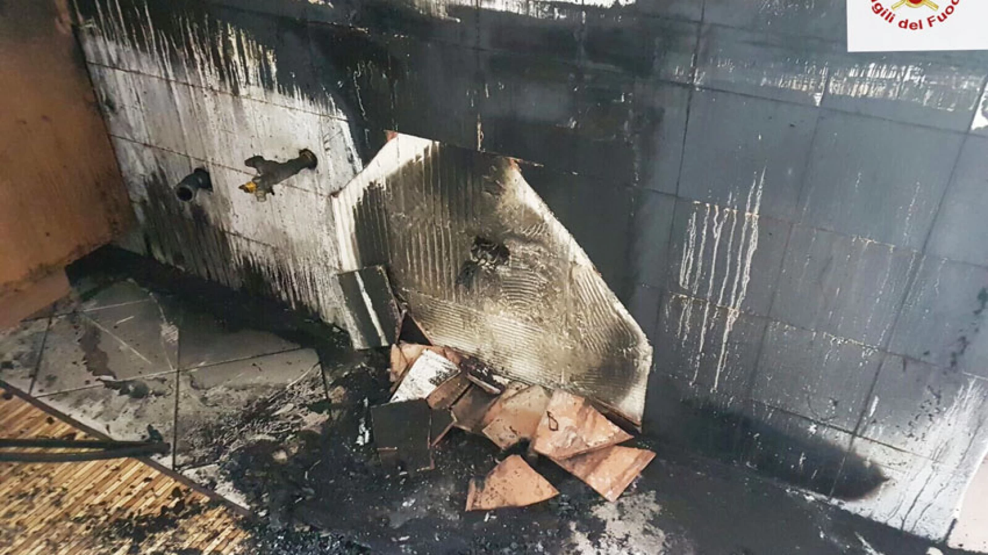 Isernia: va a fuoco una cucina all’interno di un appartamento in pieno centro cittadino. Provvidenziale l’intervento dei Vigili del Fuoco di Isernia.
