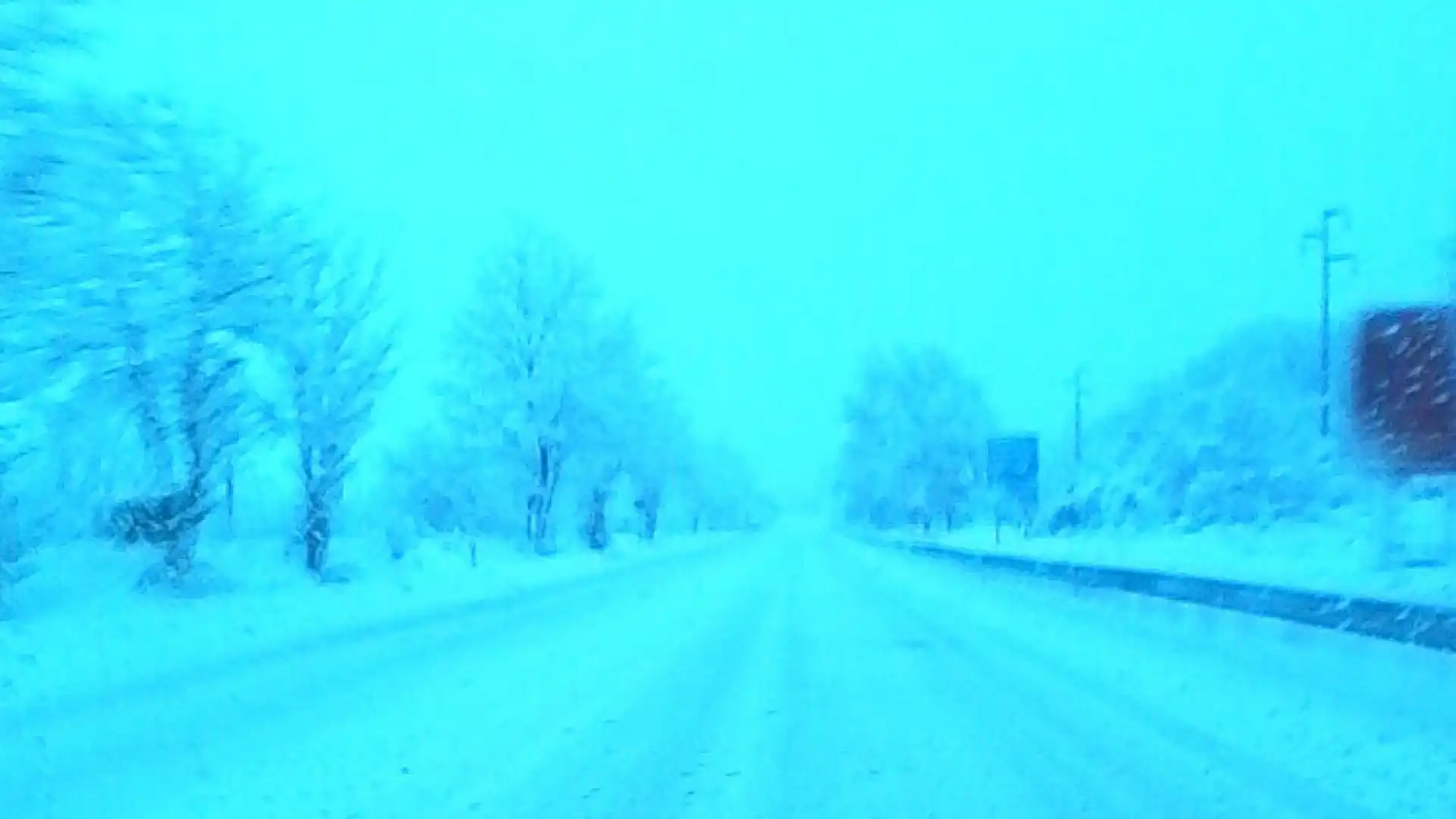 Isernia: difficoltà di circolazione in direzione Campobasso nelle prime ore di questa mattina. Neve e ghiaccio hanno creato numerosi disagi.