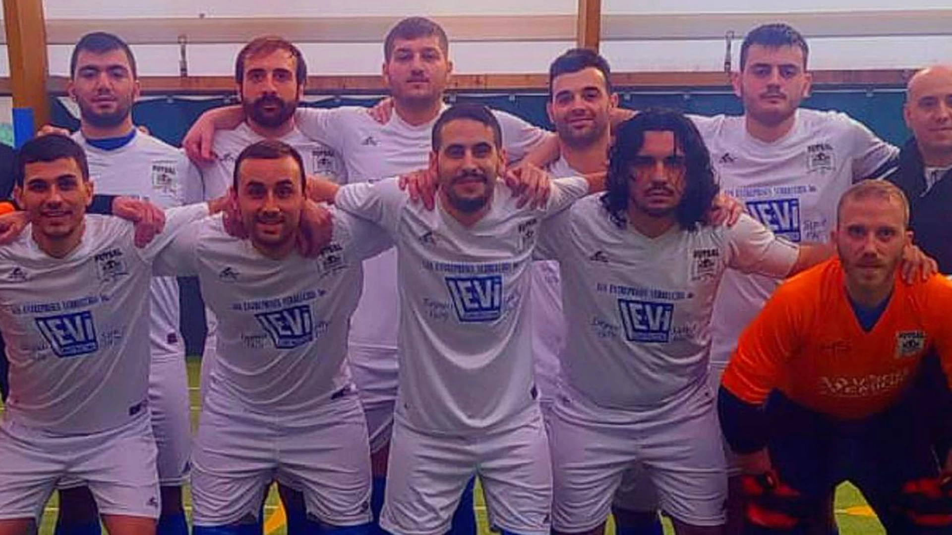 Calcio a 5, Serie C1: la Capolista Futsal Colli non si ferma più. Dieci vittorie di fila tra Coppa e Campionato. Sabato sconfitto in esterna il Castel Del Giudice.