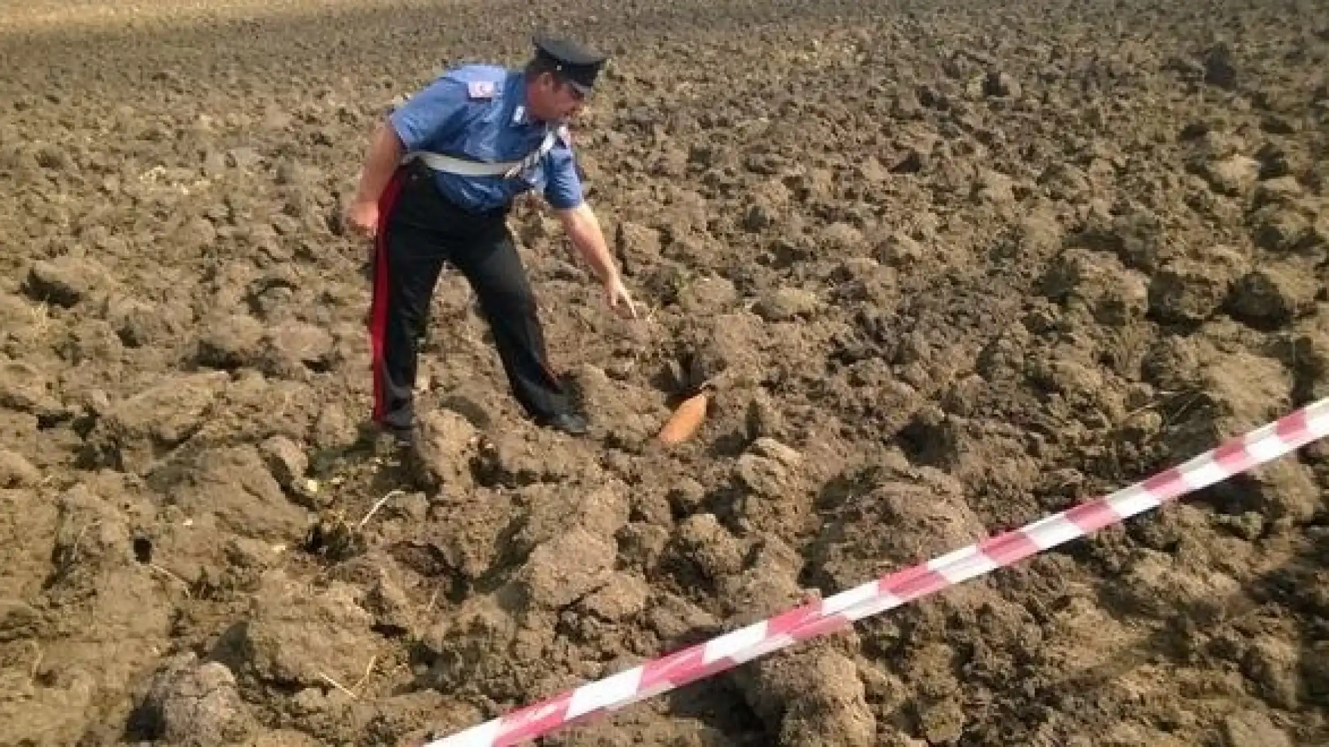 Fornelli-Castel San Vincenzo: Ordigno della seconda guerra mondiale ritrovato dai Carabinieri in un fondo agricolo. A Castel San Vincenzo denunciato 50enne per detenzione illegale di munizioni.