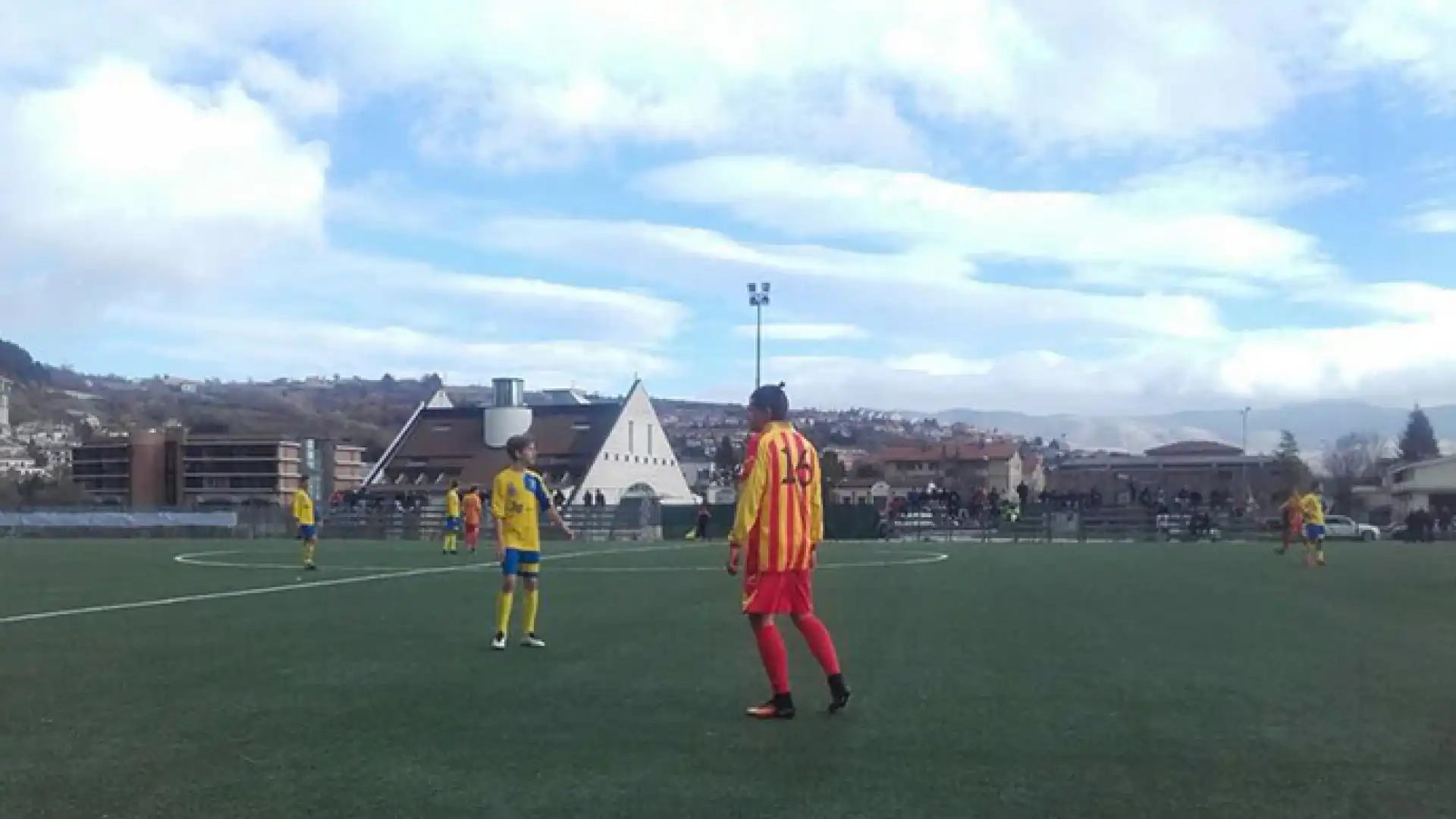 Calcio giovanile: i giovanissimi dell'Asd Boys Roccaravindola pareggiano in casa con l'Olimpic. Pesante sconfitta per gli allievi con la Pro Calcio