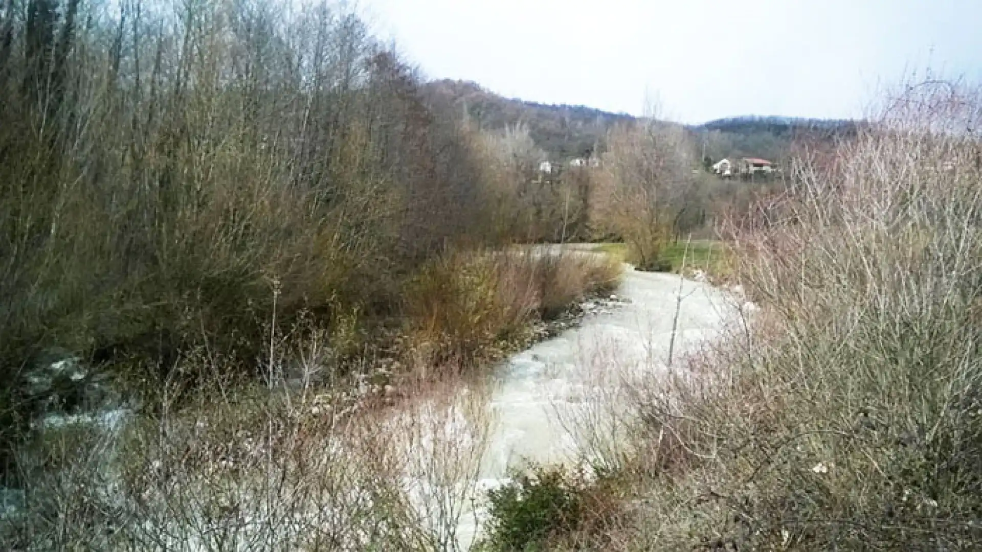 Il fiume Volturno è straripato in più punti al confine con la Campania