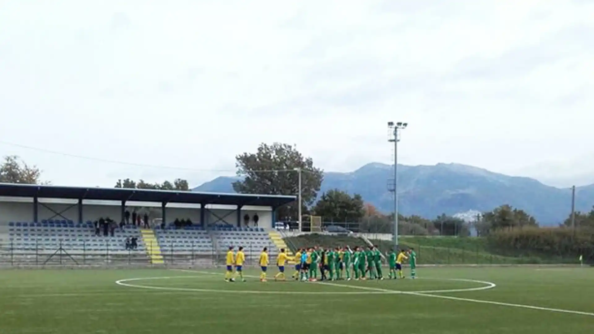 Calcio giovanile: la Boys Roccaravindola esce sconfitta contro l’Agnone. I giovanissimi soccombono agli altomolisani. Grande prova degli allevi sconfitti solo nel finale dalla capolista Tre Pini.