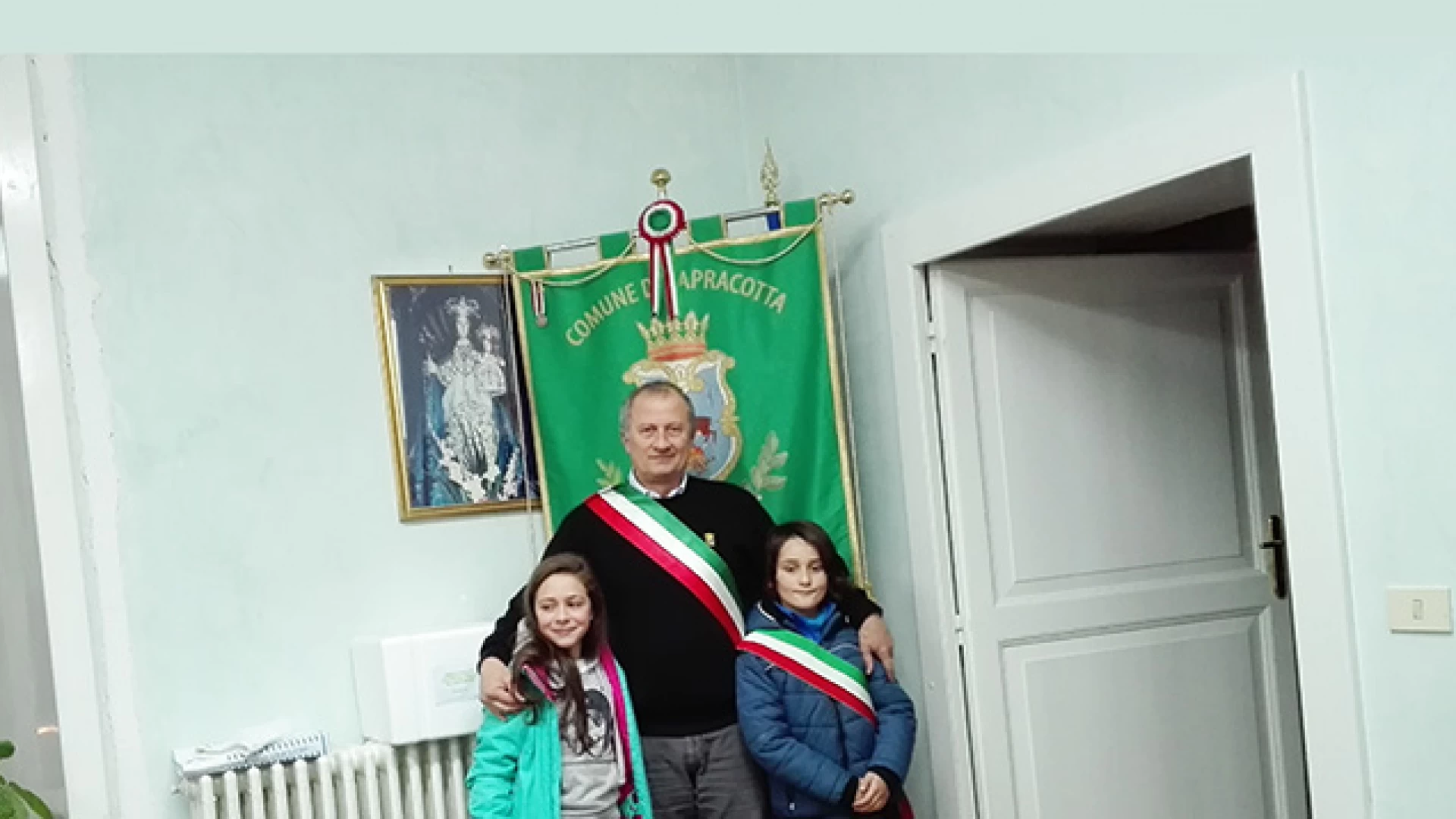 Capracotta,  eletto il  nuovo sindaco delle ragazze e dei ragazzi.E’ Luigi Angelaccio, iscritto alla V classe della scuola primaria il sindaco dei giovani.