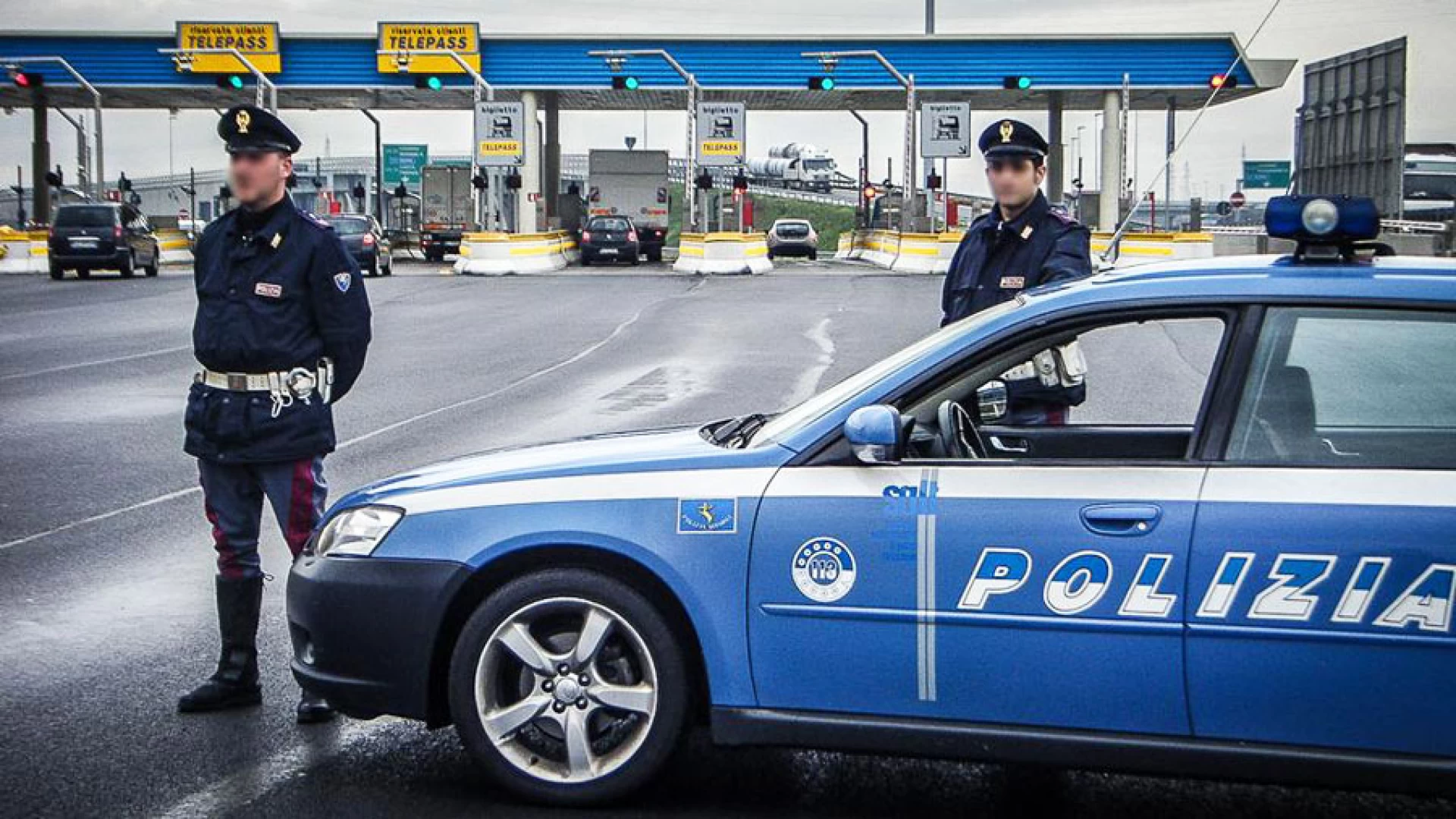 Isernia: Campagna Tispol, la Polizia contro l’uso dei cellulari alla guida. Infrazione al centro dei controlli stradali.