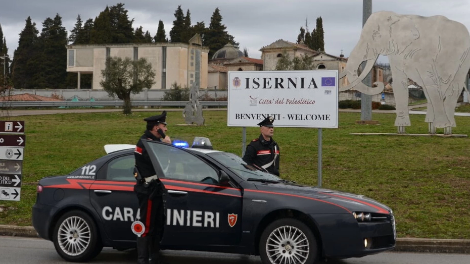 Pasqua Sicura: i Carabinieri hanno sorvegliato il territorio. Numerose denunce e sequestri. Presidiate le arterie stradali.