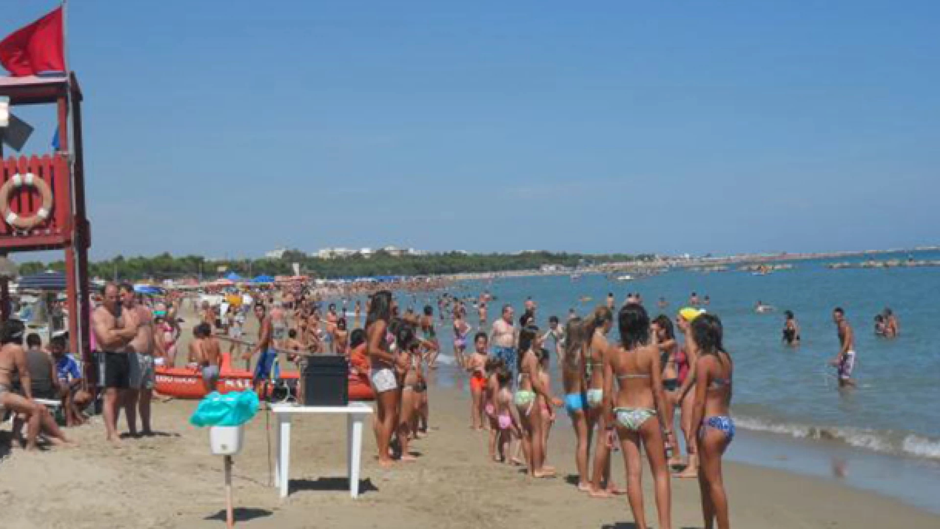 Campomarino: si tuffa in mare per fare il bagno, muore turista di 81 anni.