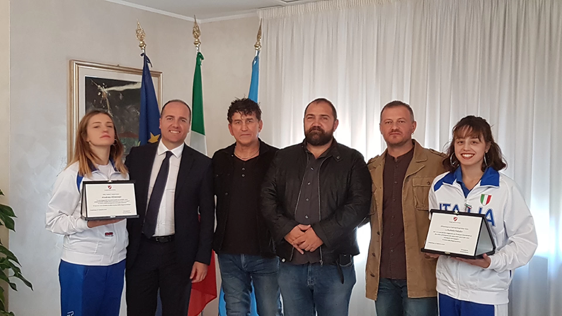 Campobasso: il presidente Micone ha ricevuto le atlete molisane che hanno rappresentato l’Italia ai campionati del Mondo di Kickboxing (WAKO) che si sono svolti a Jesolo.