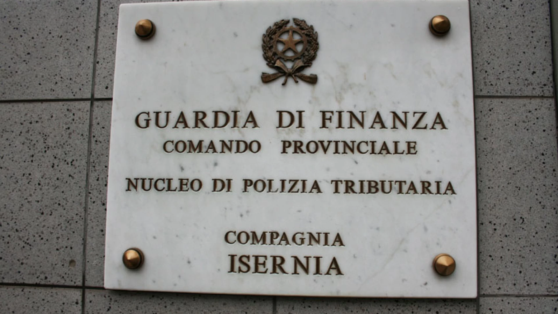 La Guardia di Finanza cerca 30 allievi per il contingente ordinario-specializzazione tecnico di soccorso alpino. Domande da presentare entro il 15 dicembre.