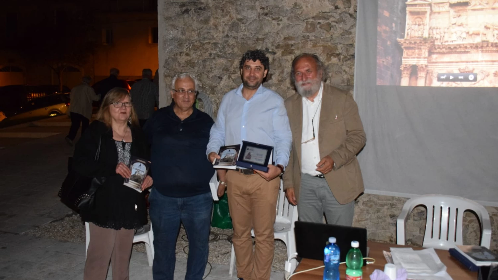 Carpinone: al via gli eventi a cura dell’Associazione “Il Borgo”. Inaugurata la mostra di numismatica. Interesse anche per il convegno sulla famiglia Caldora.