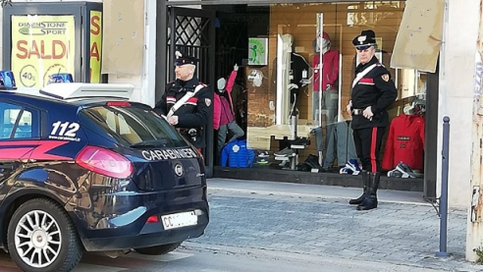 Isernia: Spacciava dagli arresti domiciliari in barba ai controlli dei Carabinieri: un giovane di origini campane denunciato.