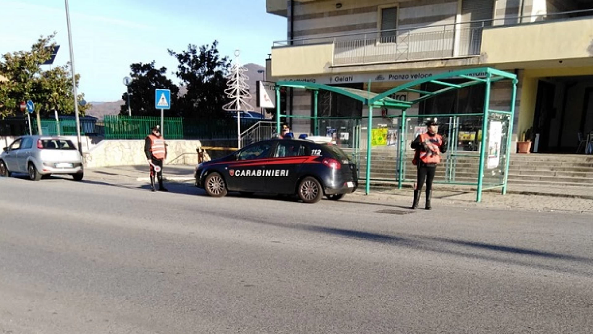 Isernia: controlli straordinari dei Carabinieri. Cittadino straniero denunciato per aver mostrato le parti intime ai passanti.