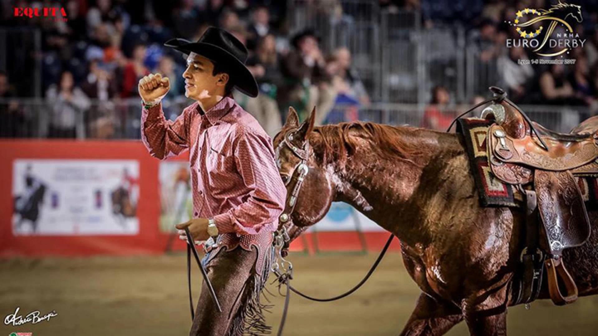 Equitazione: Enrico Sciulli si laurea World Reining Champion 2017. Il giovane di Vastogirardi ha partecipato a sette prove con montepremi da capigiro.