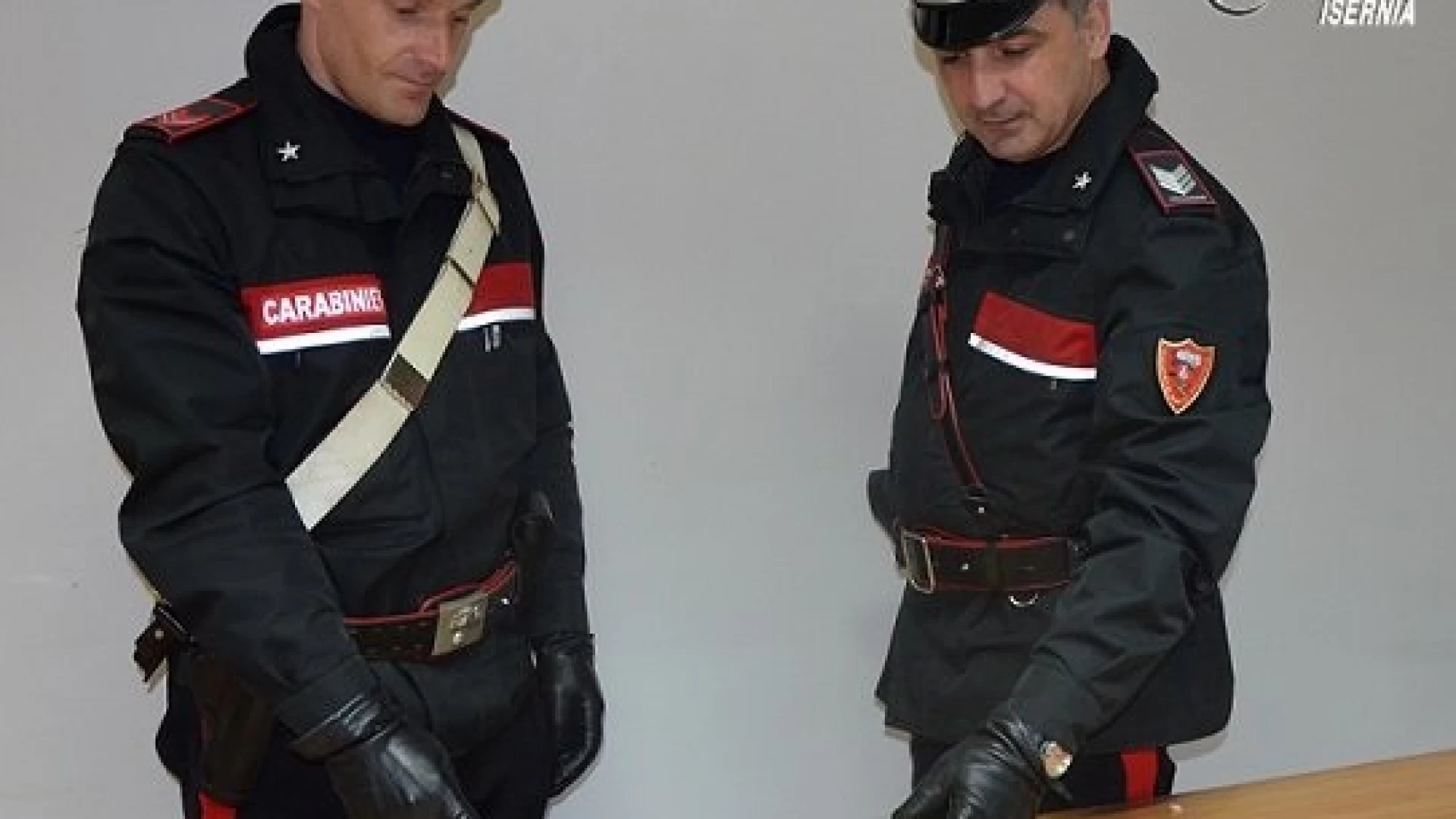 Isernia: L’intervento dei Carabinieri riporta alla calma le intemperanze di un pregiudicato in preda ai fumi dell’alcool.