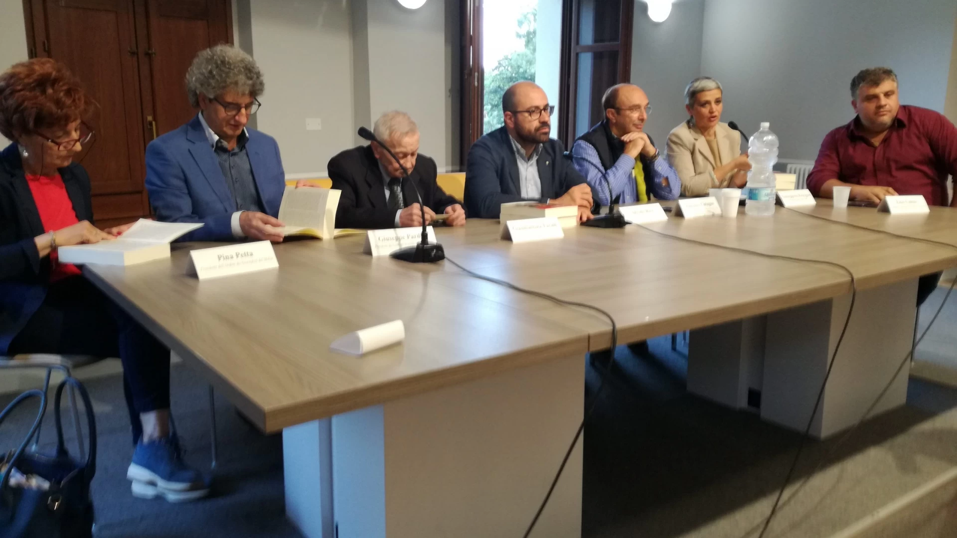 Venafro: l’Iresmo e L’Odg Molise ricostruiscono la storia della stampa in regione. Presentato il volume storico del professor Faralli.