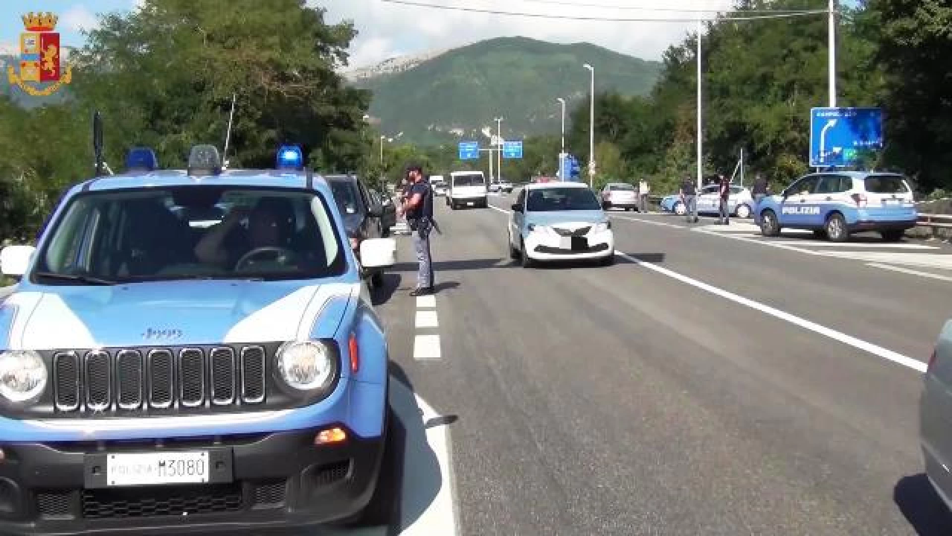 Isernia: la Polizia di Stato ha presidiato con controlli straordinari il territorio nell’ultimo fine settimana. Guarda il video.