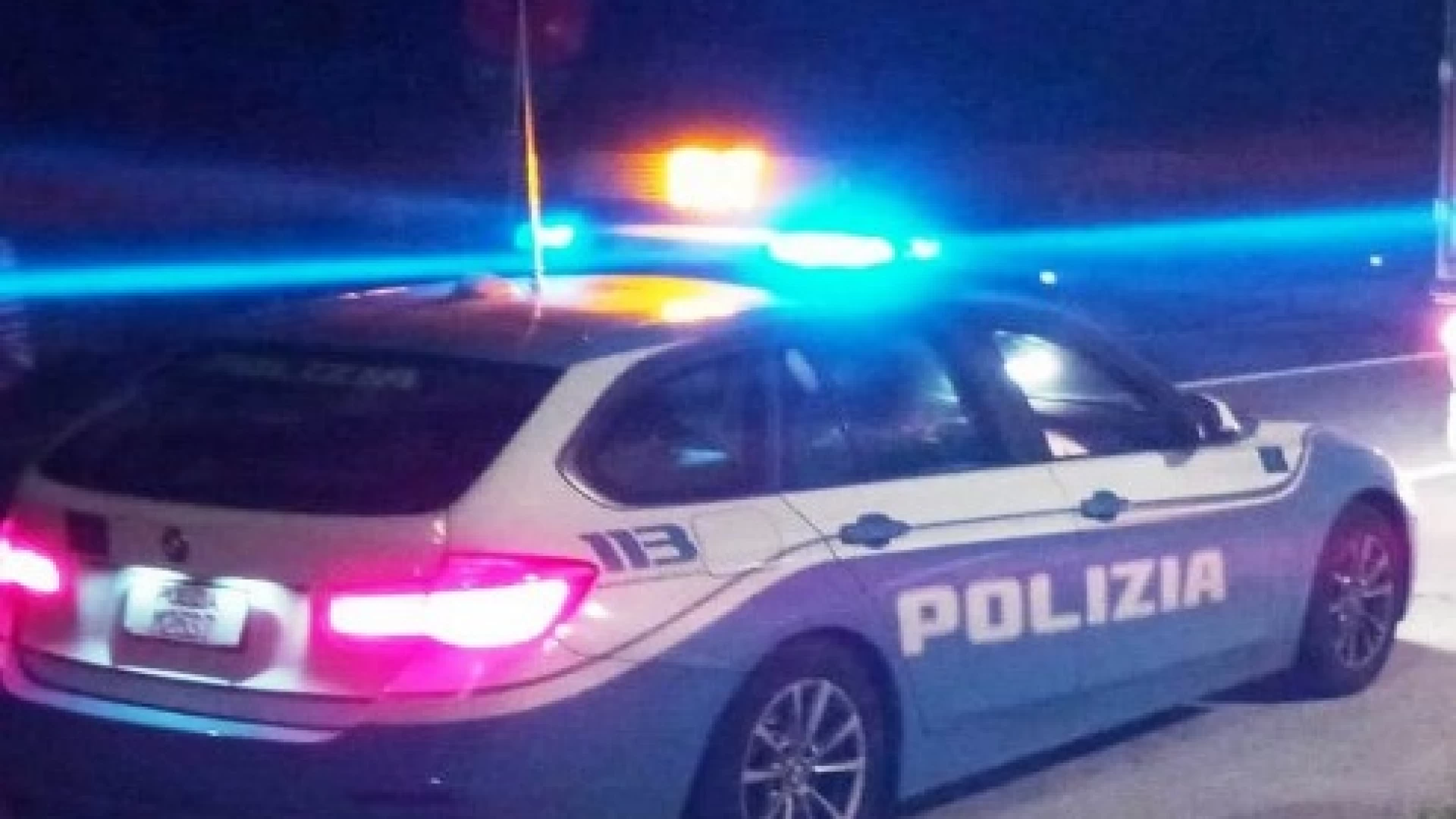 Isernia: staffetta della Polizia Stradale per soccorrere un utente gravemente ferito.