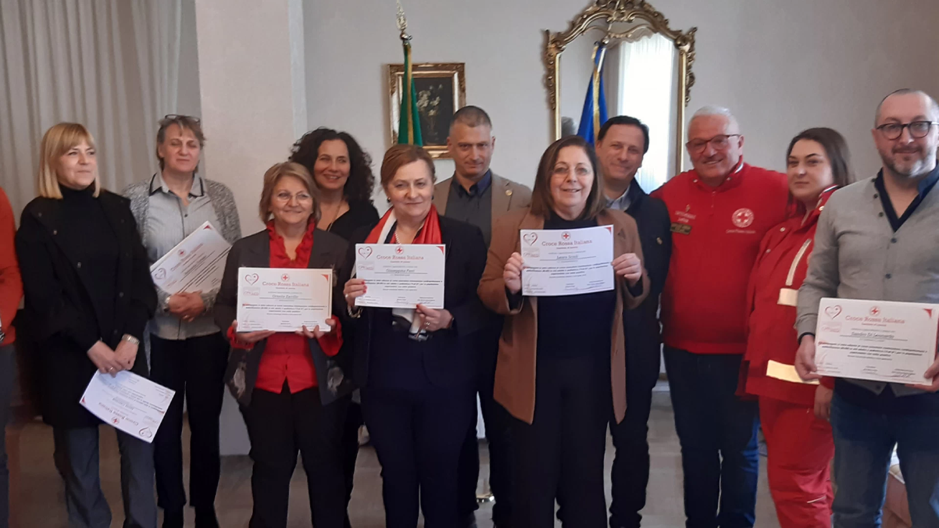 Isernia: utilizzo di un defibrillatore, i dipendenti della Prefettura si formano verso la sicurezza