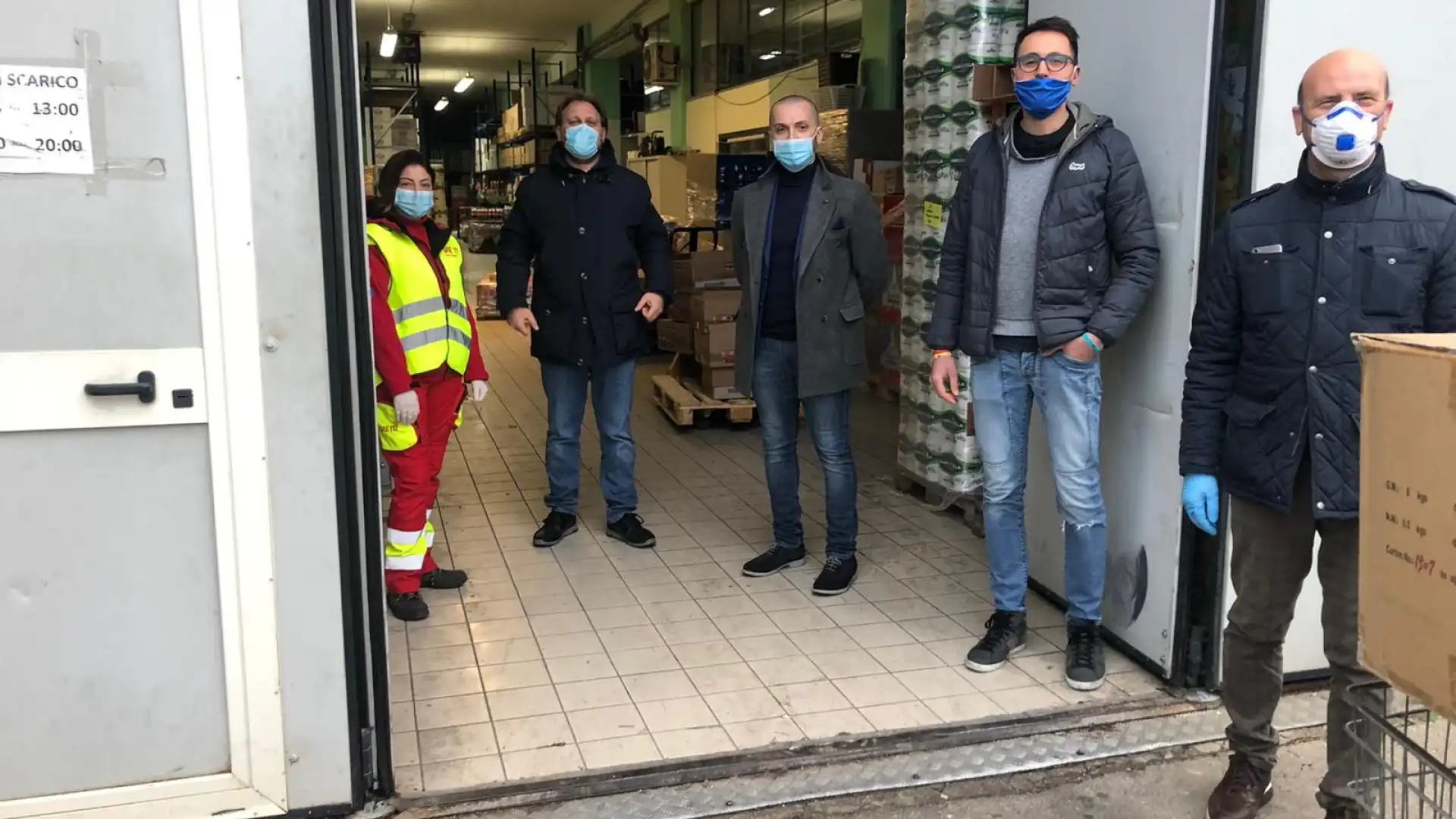 Termoli: solidarietà senza confini, continua l’approvigionamento di generi alimentari.