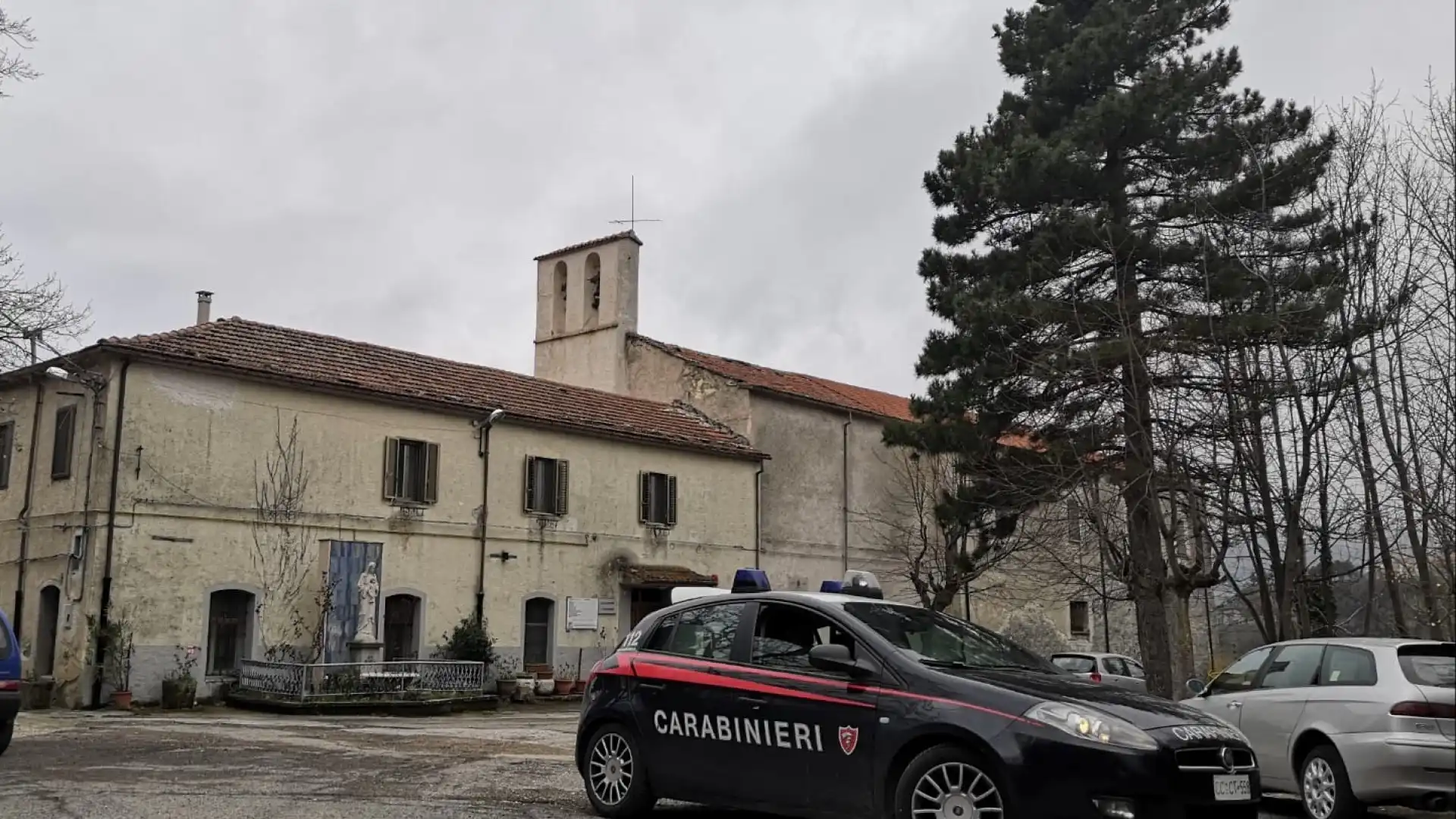 Altomolise: fermato dai Carabinieri in giro e senza motivo. Era in cerca di cicoria.