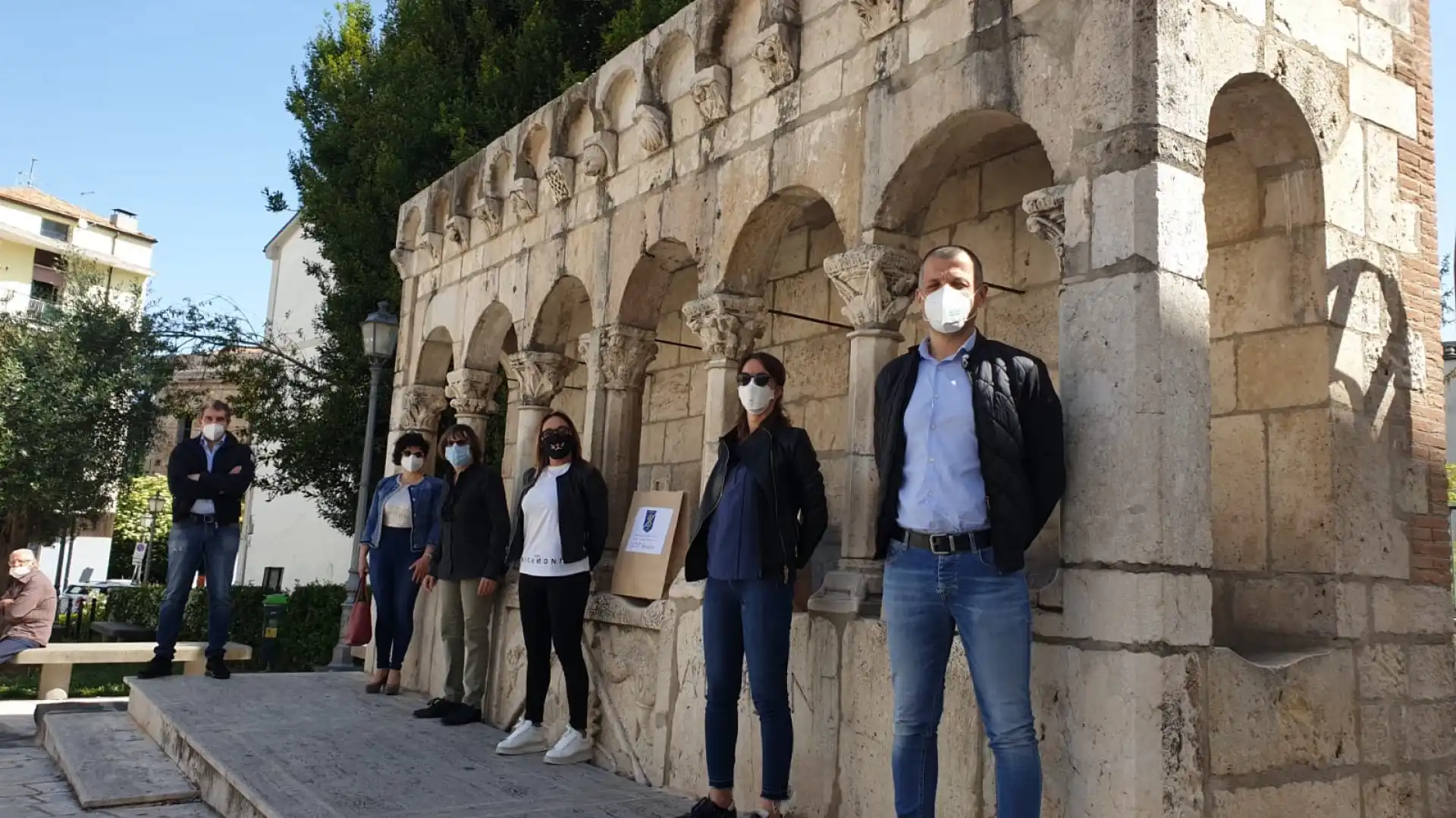 Isernia: la sezione Aia “Mario Galasso” dona visiere protettive ad infermieri e medici del 118.