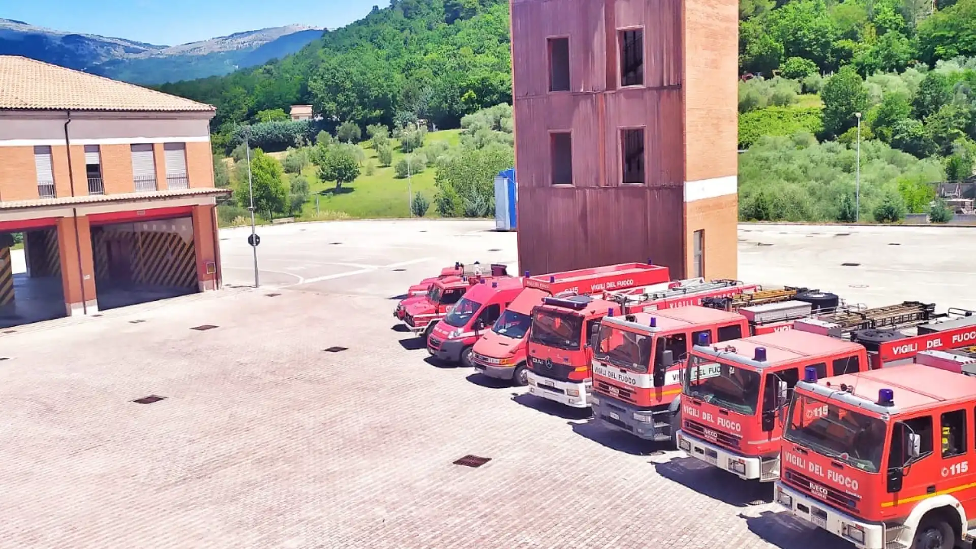 Isernia: il nuovo direttore regionale dei Vigili del Fuoco Rogolino ha fatto visita al Comando pentro.