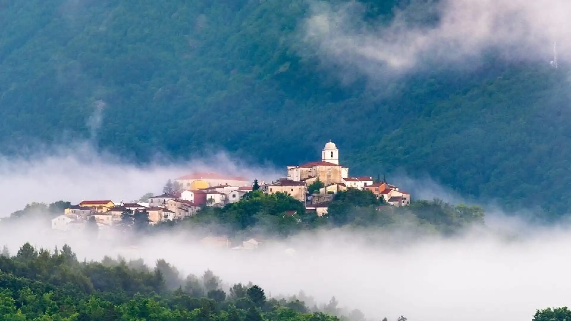 Pettoranello del Molise: encomio speciale per il Maresciallo Elvis Truglia trasferito in altra sede.