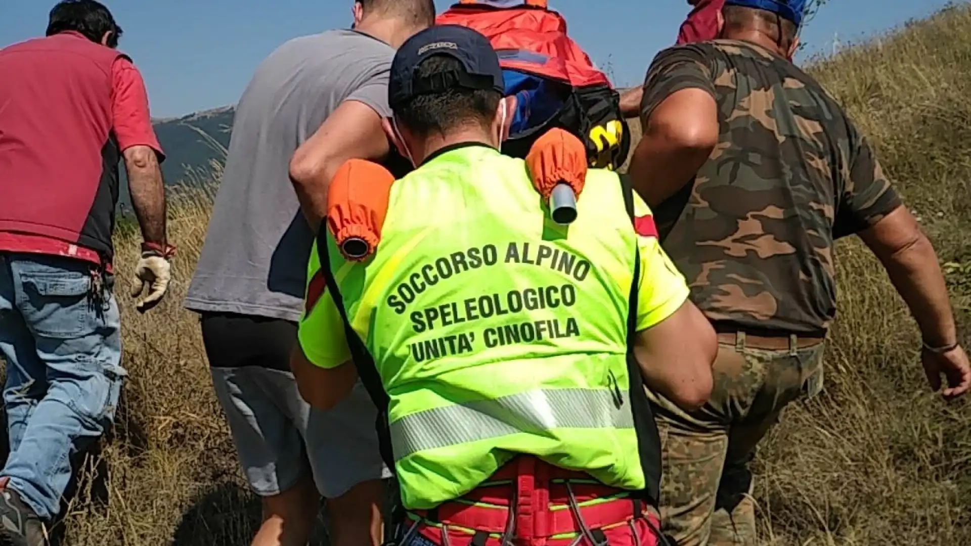 Sant’Angelo in Grotte: uomo di 54 anni perde la vita nei boschi a causa di un malore.