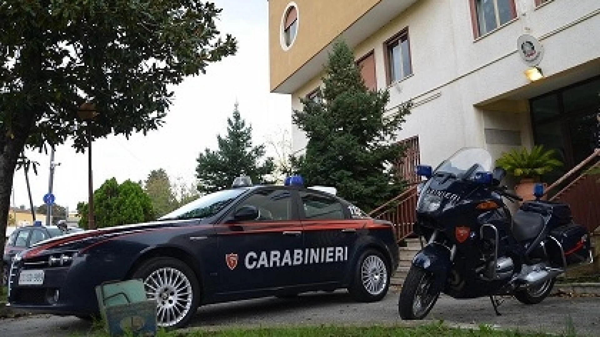 Isernia: sorpresi a giocare a biliardo e bere dopo l'orario di chiusura del locale. Sanzione dei Carabinieri