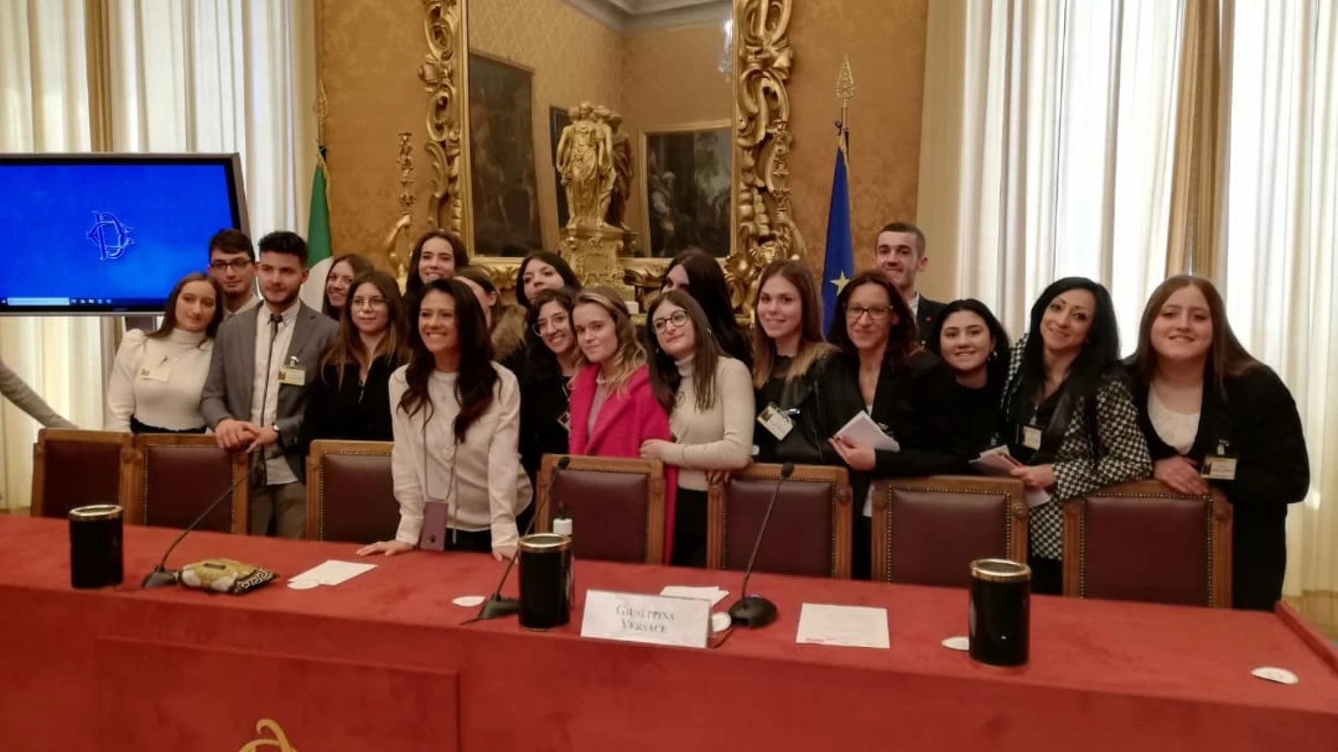 Isernia: gli studenti della classe V F dell’Isis Cuoco-Manuppella sul podio della gentilezza nel concorso nazionale promosso da “Cultura e Solidarietà”.