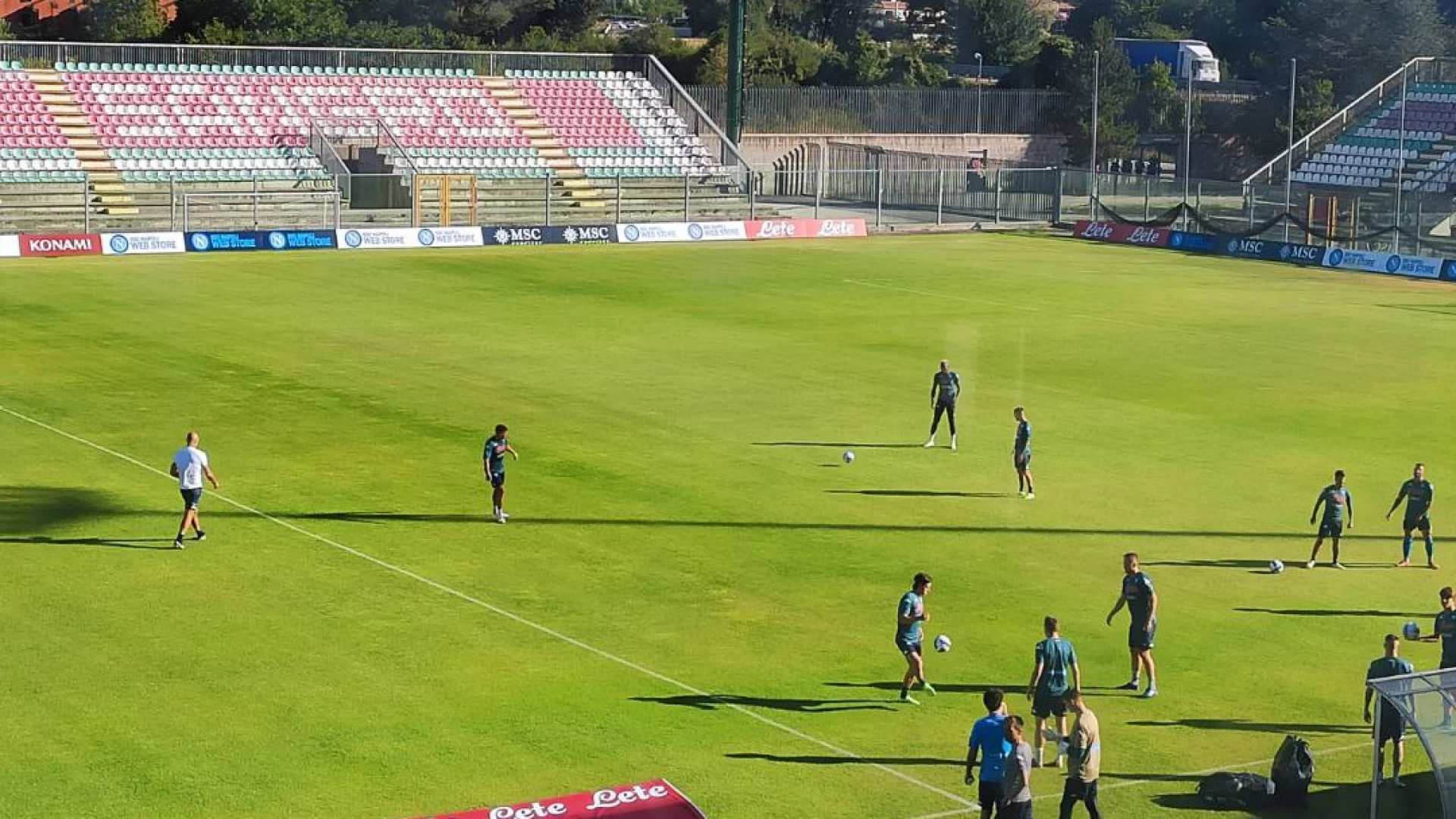 Napoli a Castel Di Sangro, giorno numero 1. Resoconto primo allenamento e problemi all'ingresso per i tifosi