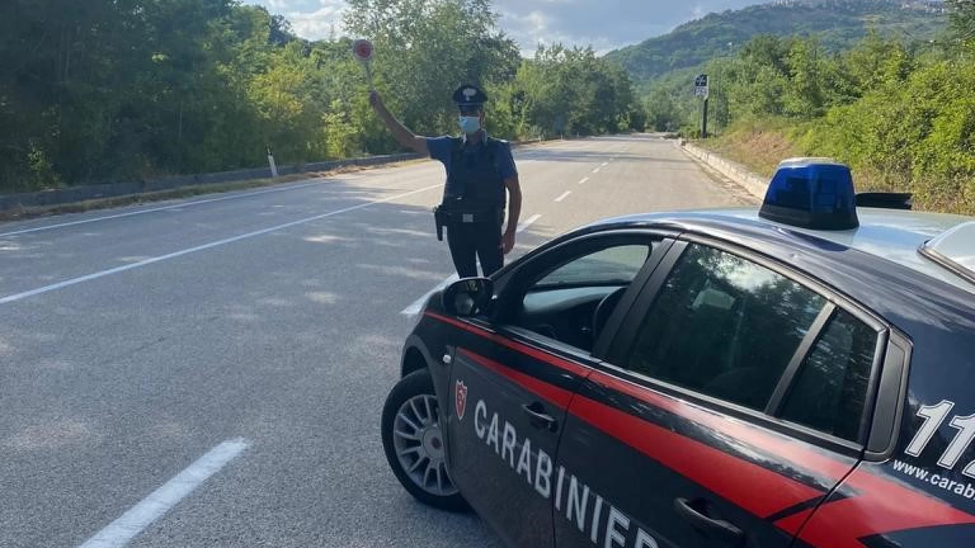 Altomolise – “Giovane alla guida con uno spinello: denunciato dai Carabinieri”