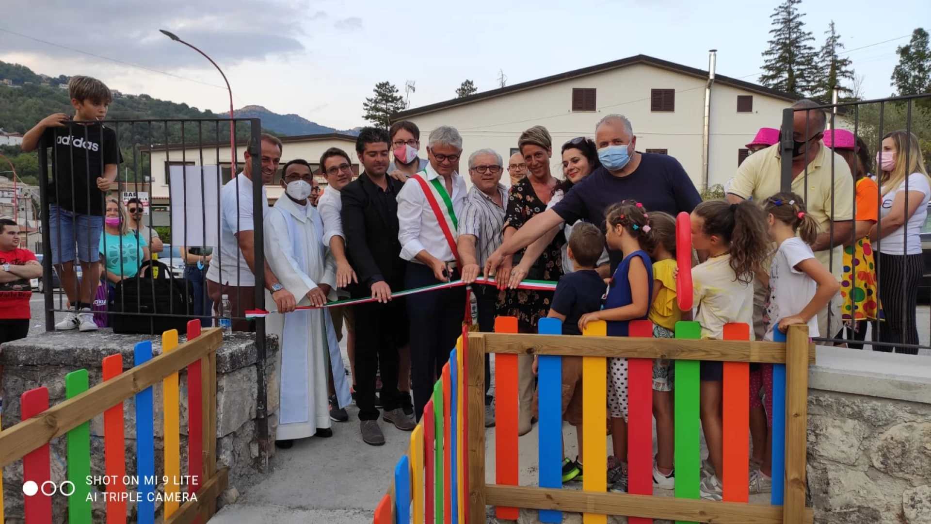 Cerro al Volturno. Inaugurato il nuovo parco giochi. Di Ianni: "Regaliamo ai nostri bimbi un posto per fare nascere amicizie". Guarda il servizio.