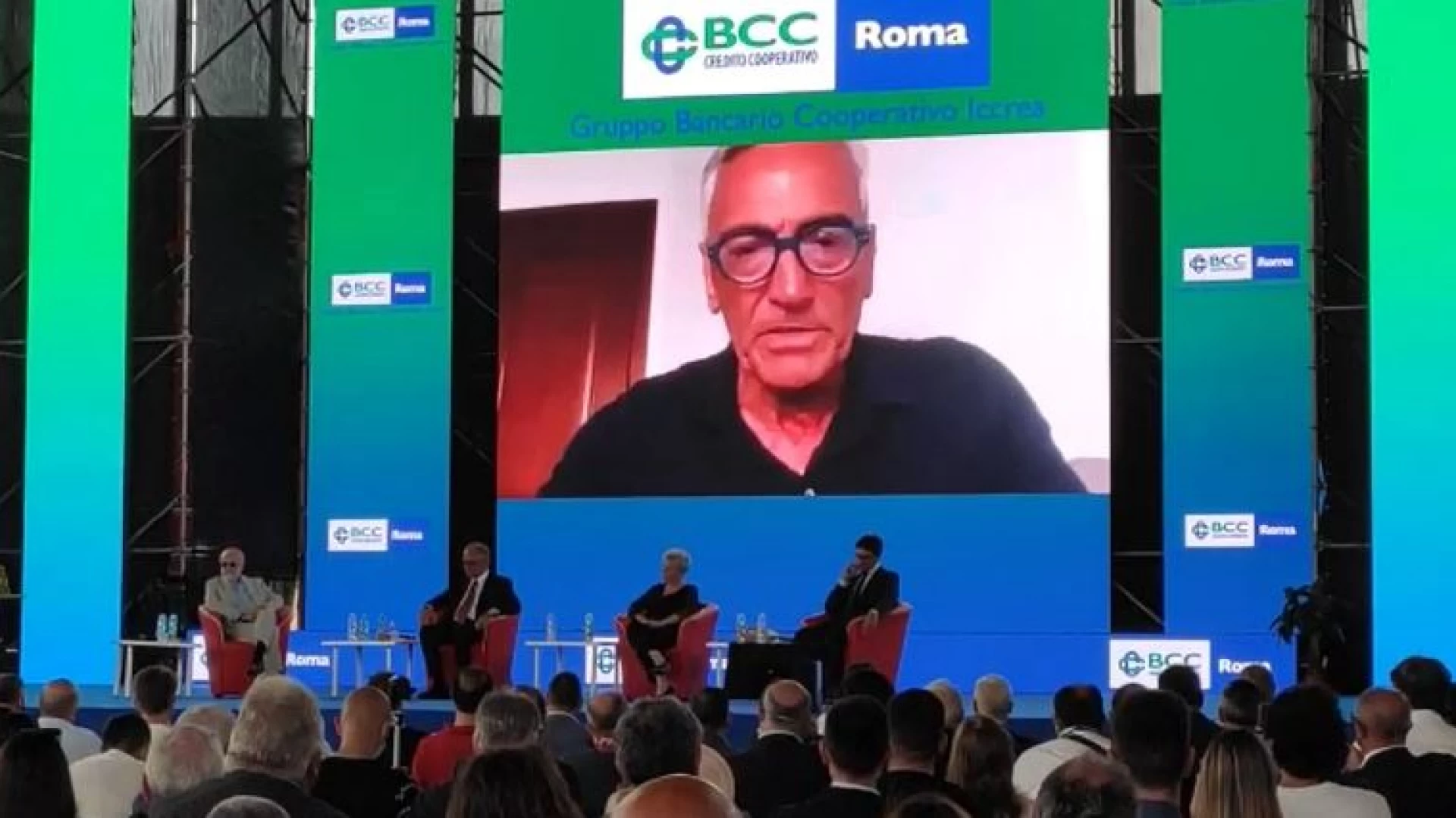 Castel Di Sangro, la Banca di Comunita’ al Servizio delle famiglie e delle piccole imprese. Evento di successo quello della BCC Roma. Presente anche De Laurentiis. Guarda il servizio.